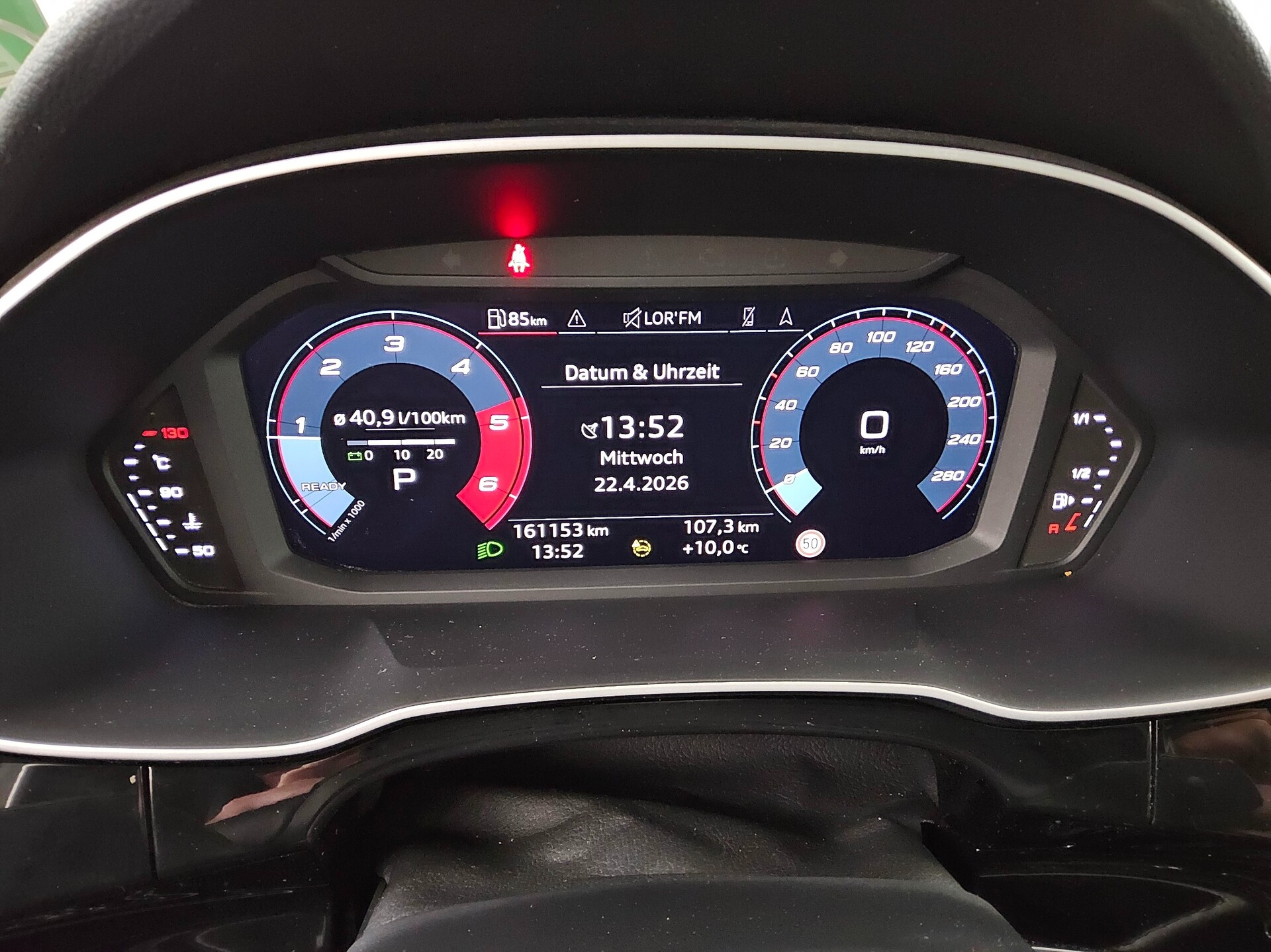 Audi Q3 35 TDI advanced T-Leder Navi Matrix Pano vc 8