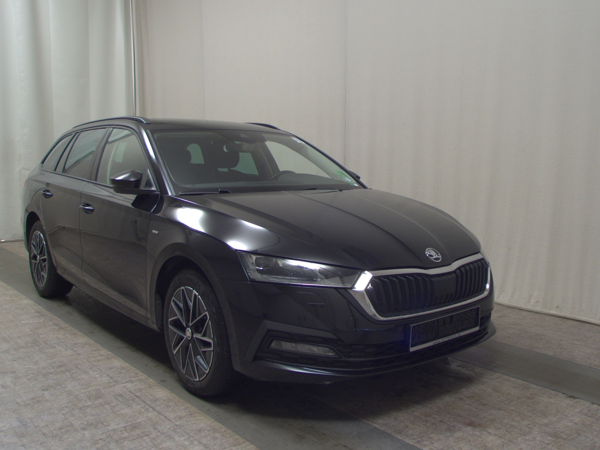 Skoda Octavia Kombi 2.0 TDI Ambition Navi vc RFK LED+ 3