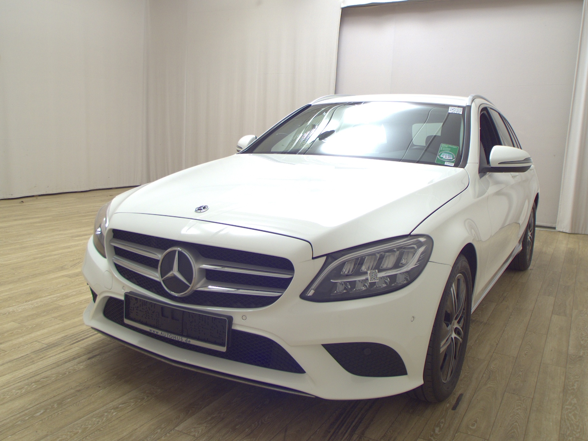 Mercedes-Benz C 220 T d Avantgarde Navi LED Burmester Distr.+ 2