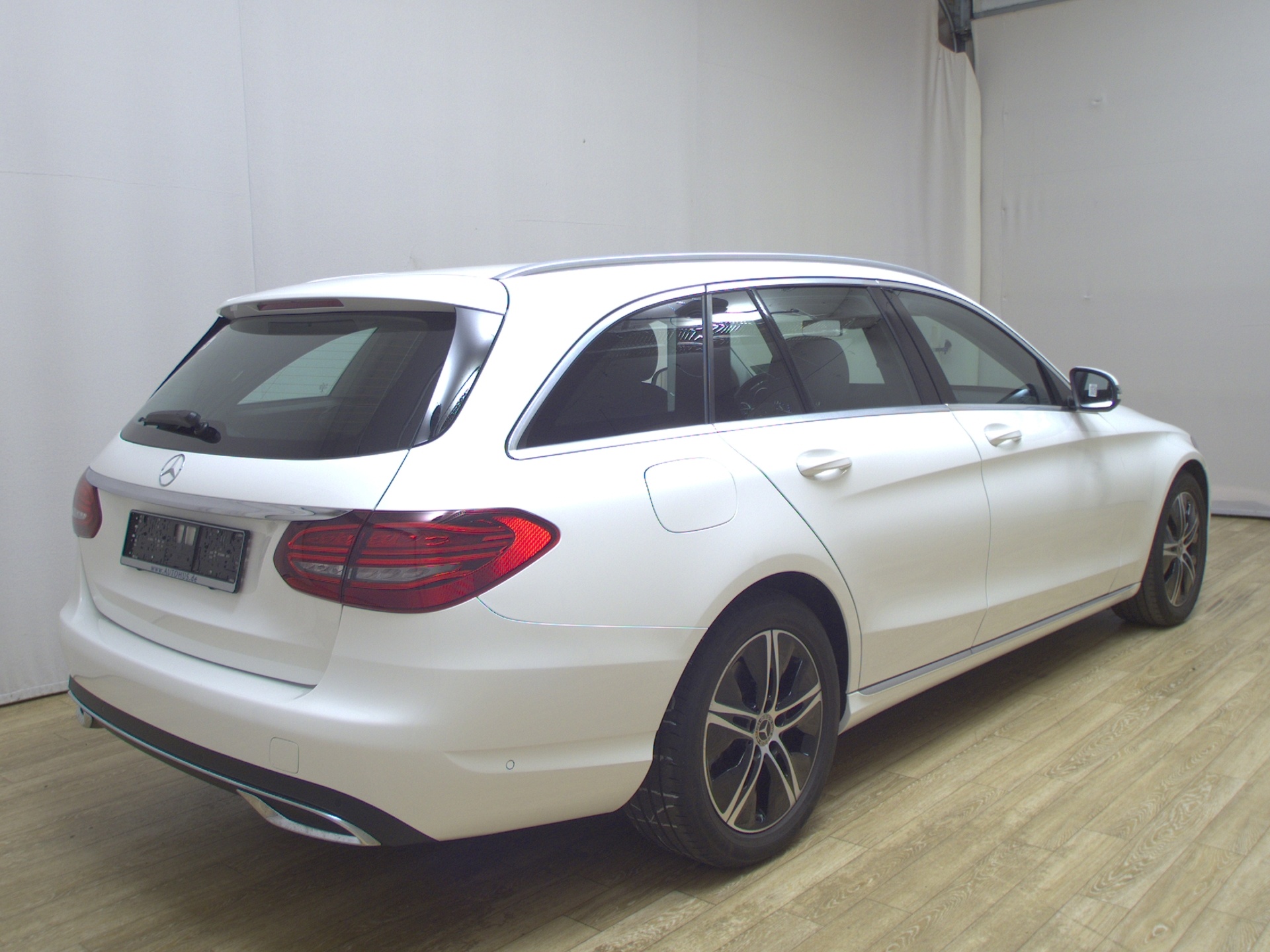 Mercedes-Benz C 220 T d Avantgarde Navi LED Burmester Distr.+ 4