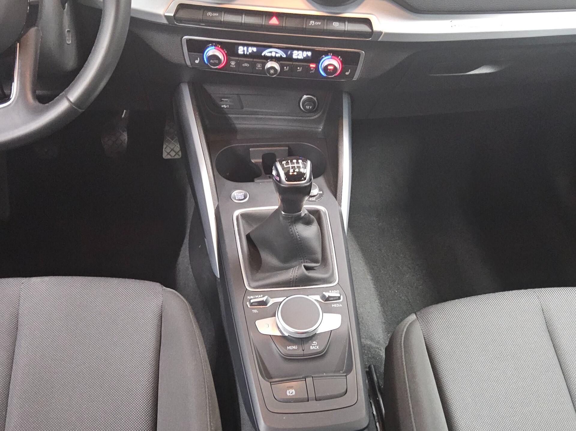 Audi Q2 35 TDI advanced Navi LED Advanced Key Sound 6