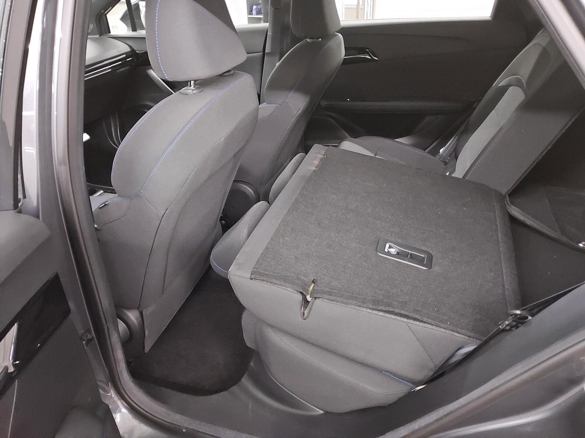 MG MG4 LED Shz ACC 13