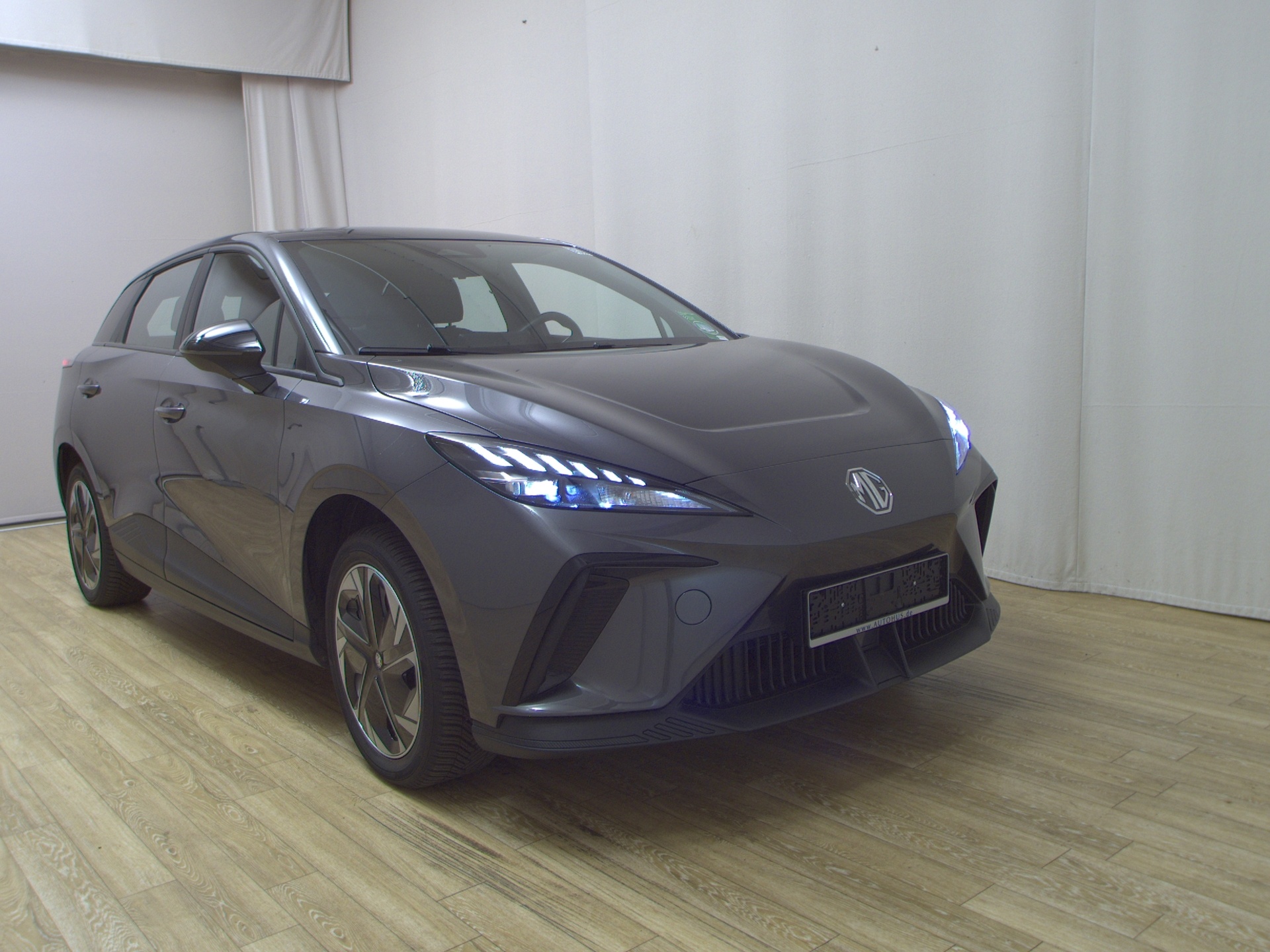 MG MG4 LED Shz ACC 3