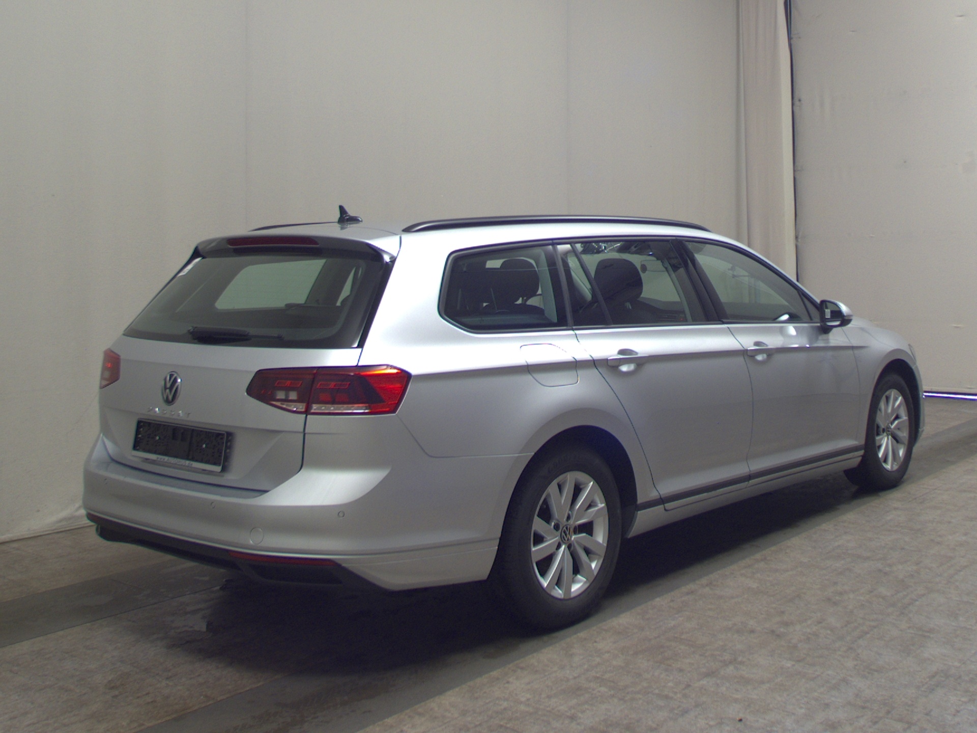 Volkswagen Passat Var. 2.0 TDI Navi LED RFK ACC SHZ 4