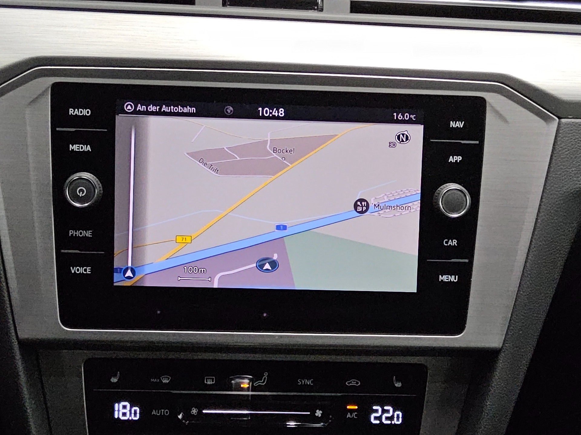 Volkswagen Passat Var. 2.0 TDI Navi LED RFK ACC SHZ 7