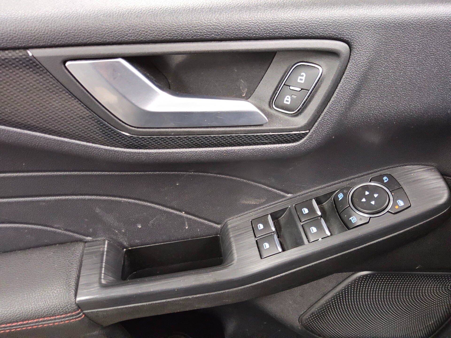 Ford Kuga 2.0 EB ST-Line X Navi LED B&O RFK AHK ACC 10