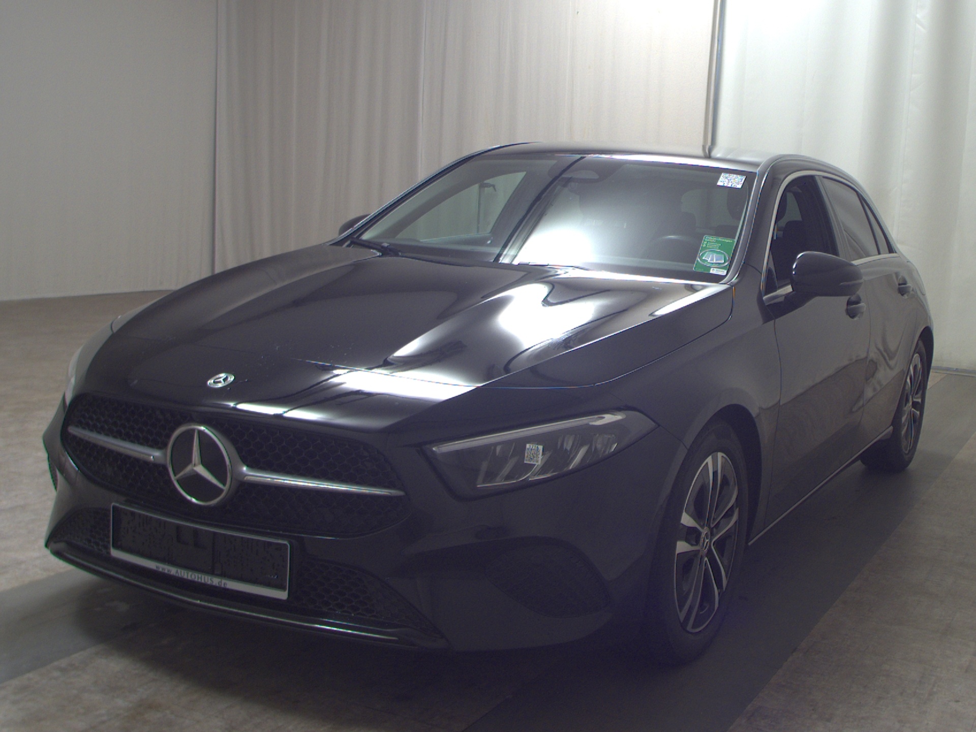 Mercedes-Benz A 200 Progressive T-Leder Navi LED RfK PDC Shz 2