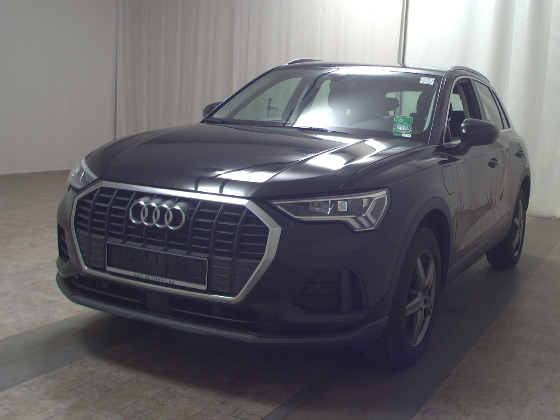 Audi Q3 45 TFSI e Navi virtual RfK LED ACC Sportsitze 2