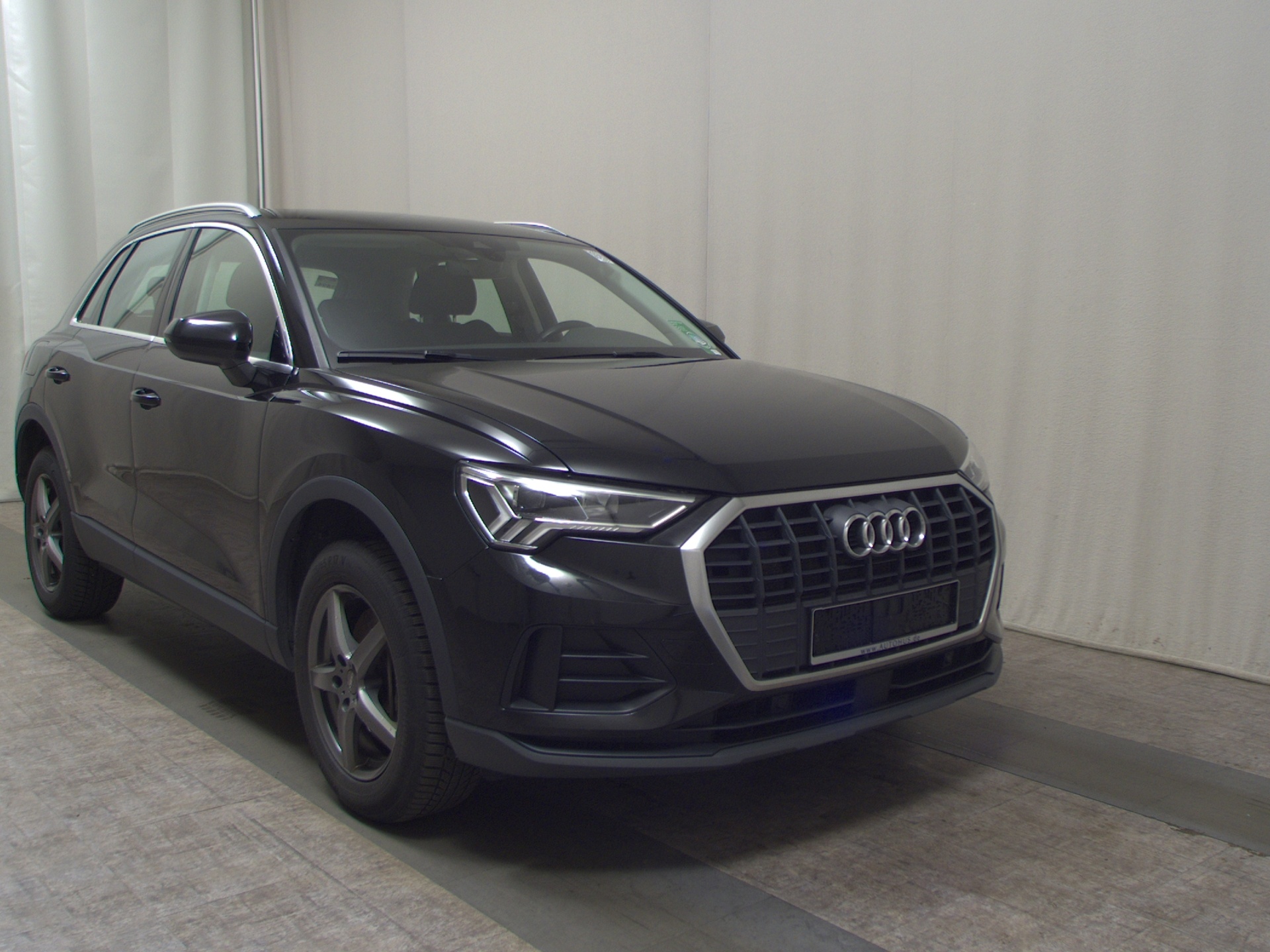 Audi Q3 45 TFSI e Navi virtual RfK LED ACC Sportsitze 3