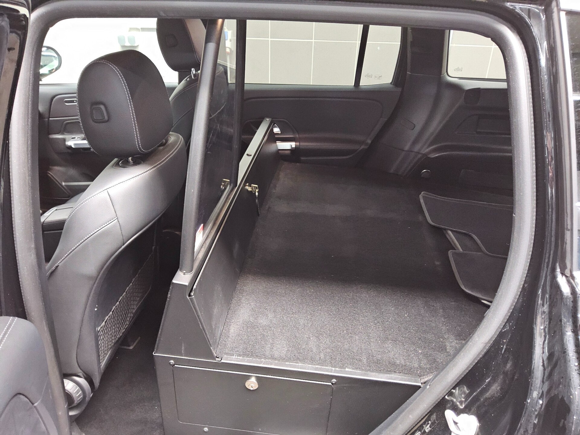 Mercedes-Benz GLB 220 d Progressive 2-Sitzer Navi LED Distr.+ 13