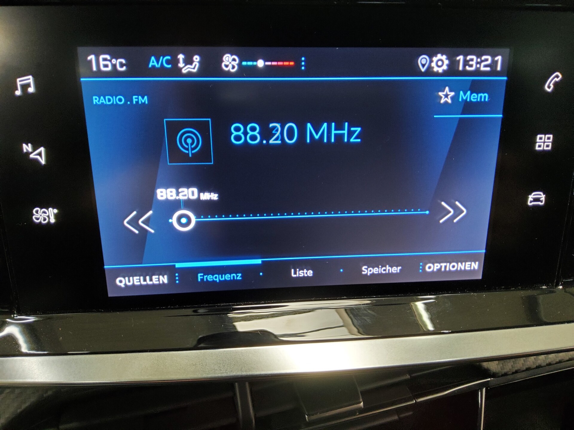 Peugeot 208 1.2 PureTech Active BT LED Tempomat 7