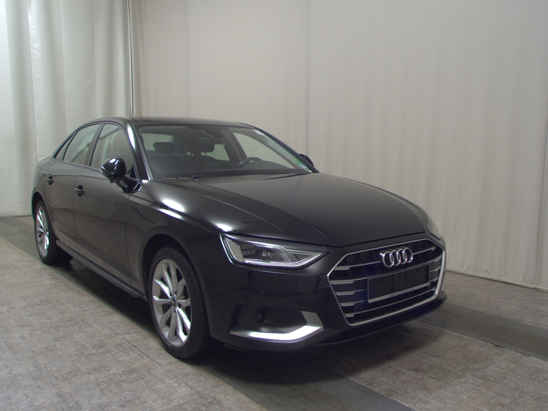 Audi A4 35 TDI advanced Navi+ LED PDC SHZ 3