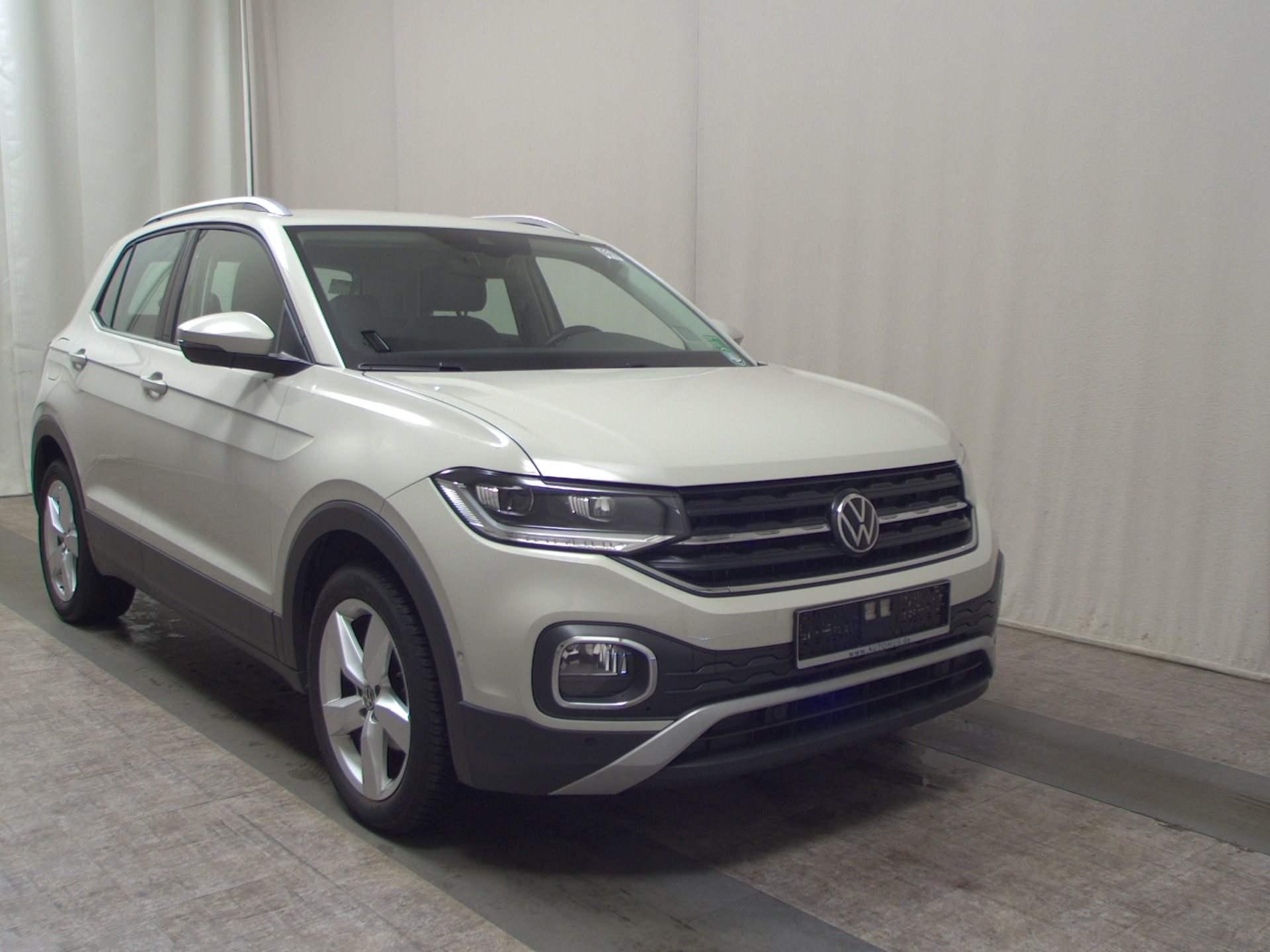 Volkswagen T-Cross 1.0 TSI Style LED PDC SHZ 3