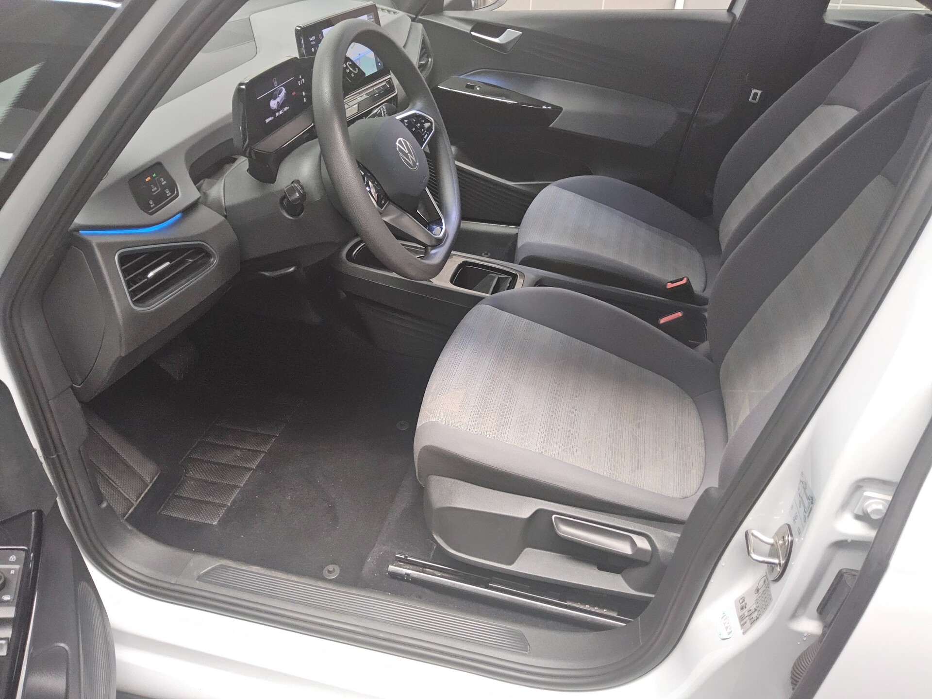 Volkswagen ID.3 Pro Performance Navi LED DAB+ PDC 9