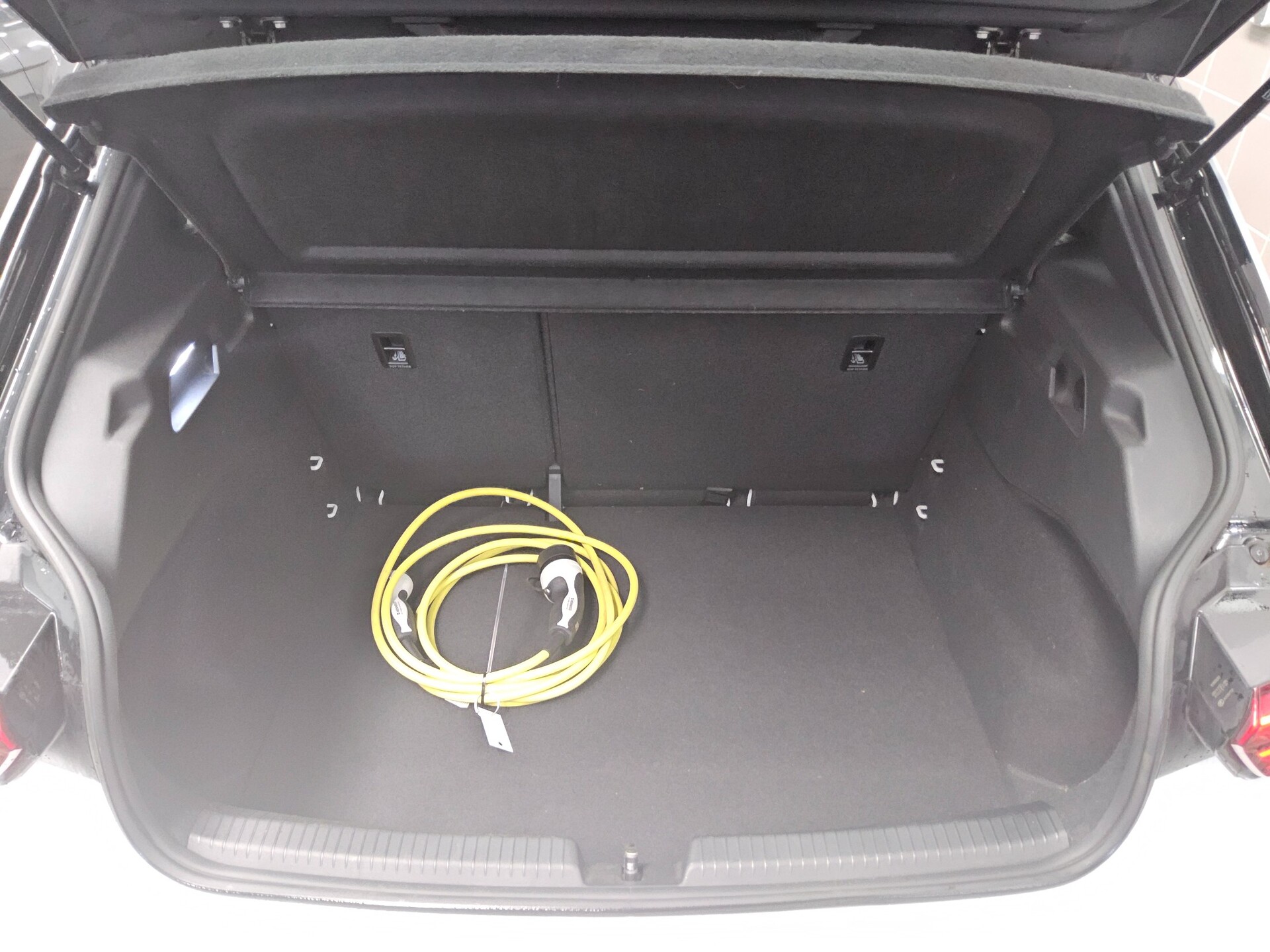 Volkswagen ID.3 Pro Performance Navi LED DAB+ PDC 13