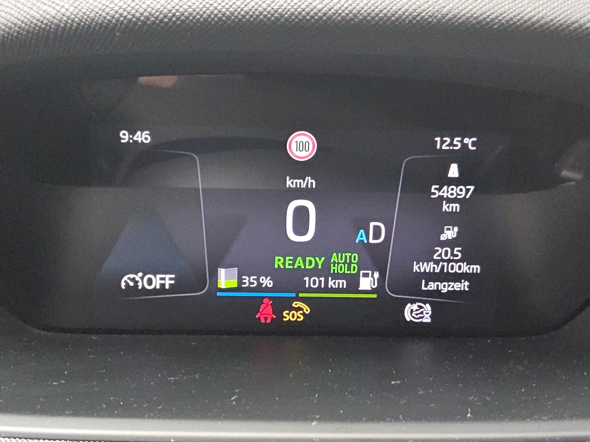 Skoda Enyaq iV 60 Loft Navi LED Virtual RFK ACC 8