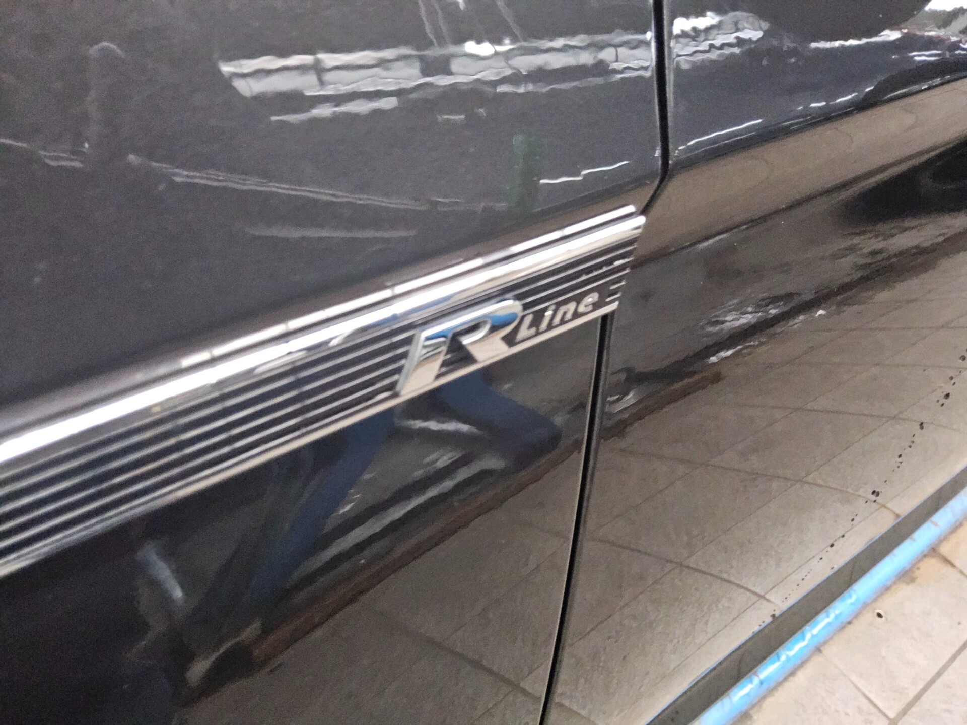 Volkswagen Passat Var. 2.0 TDI R-Line Navi LED AID H/K AHK 12