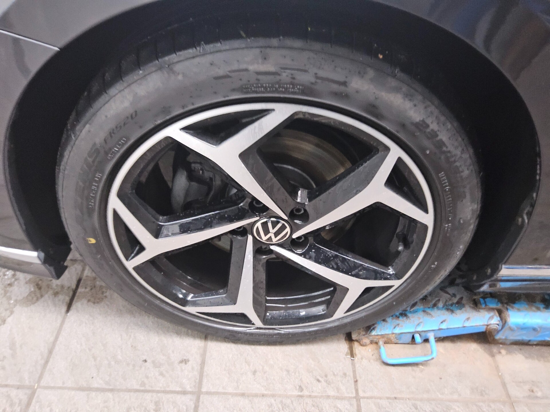 Volkswagen Passat Var. 2.0 TDI R-Line Navi LED AID H/K AHK 11