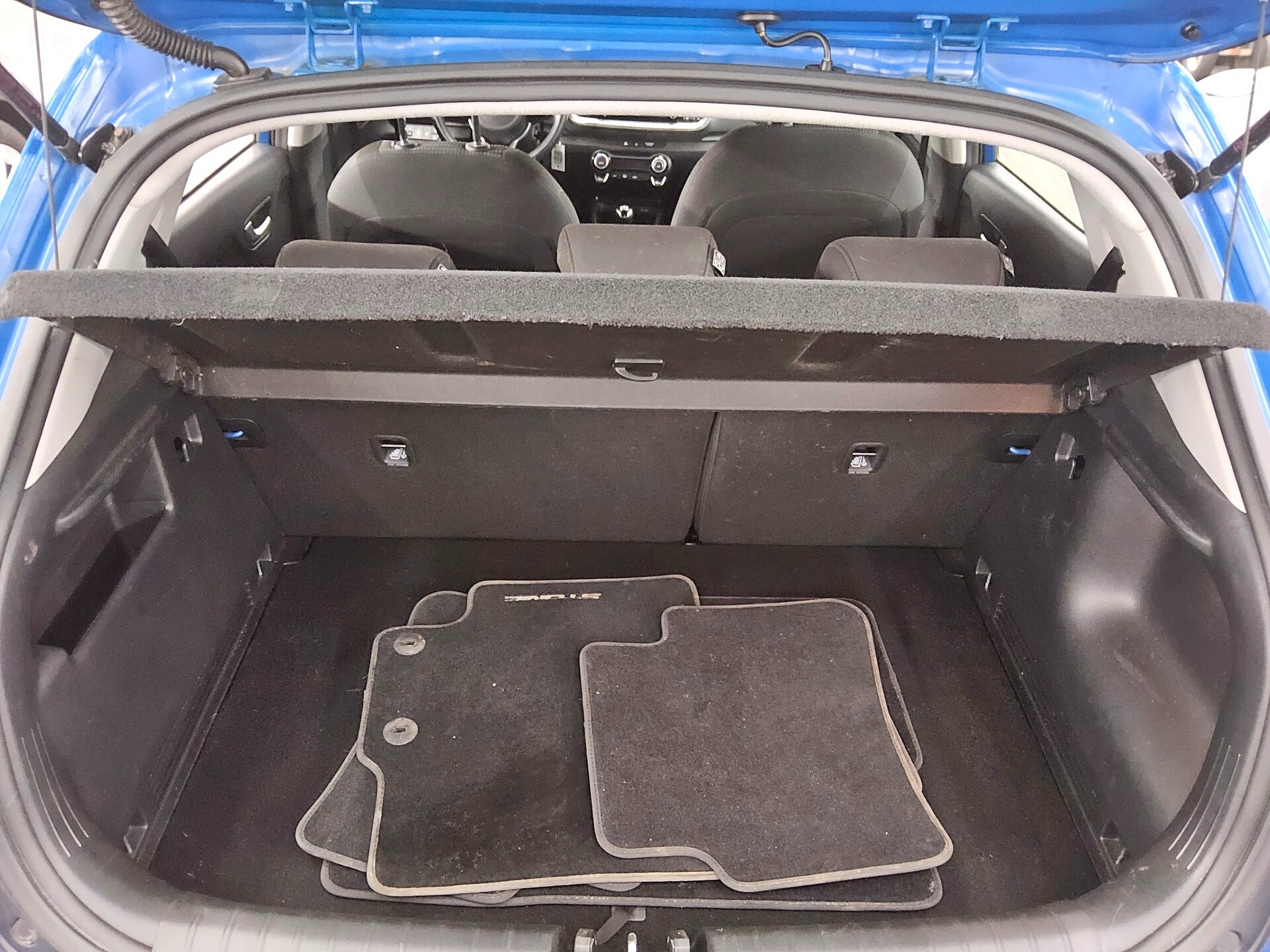 Kia Stonic 1.2 Vision Navi RfK PDC Shz DAB Tempomat 11