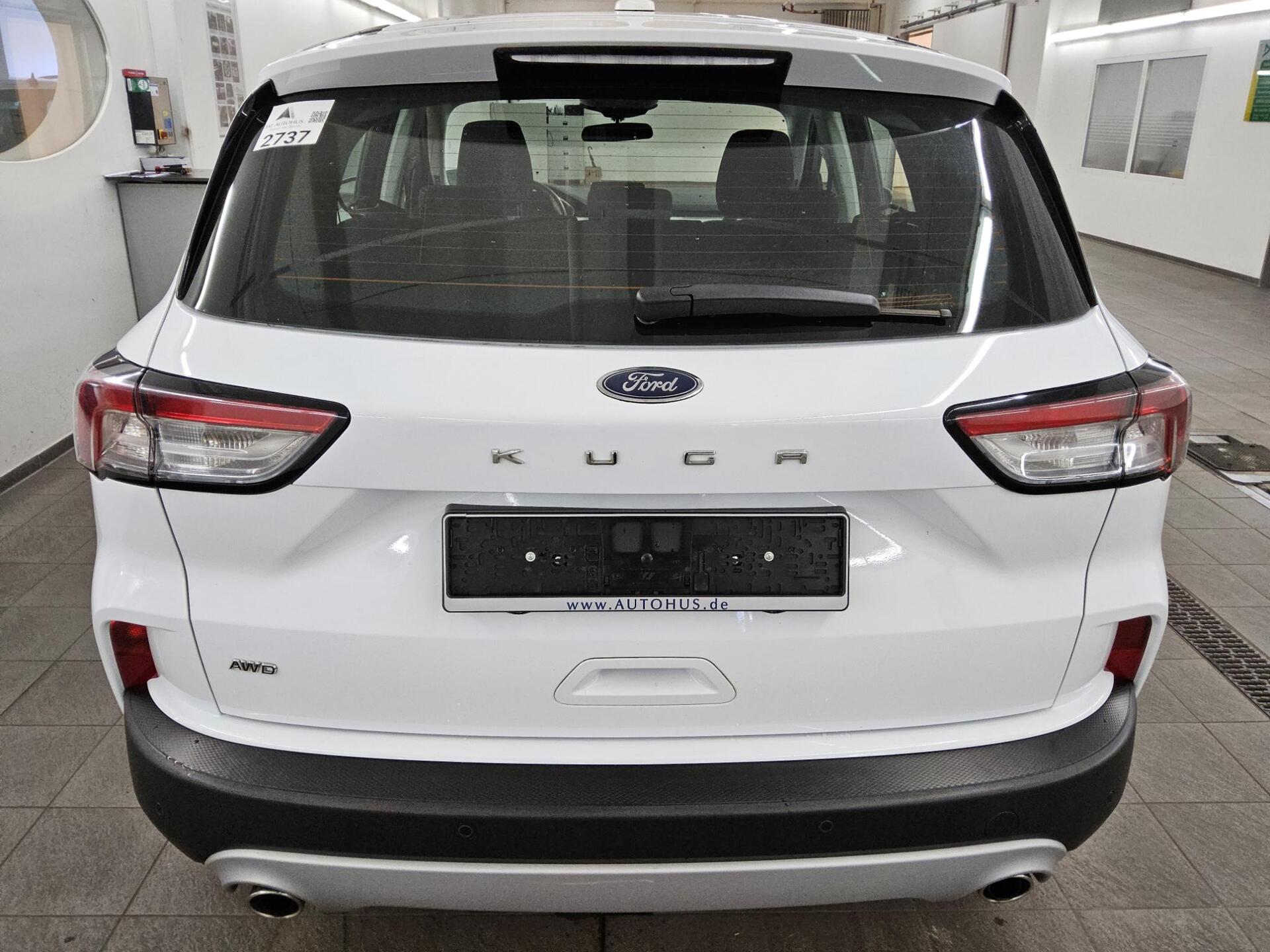 Ford Kuga 2.0 EB Cool&Connect Nav PDC WSS beheizt AHK 10