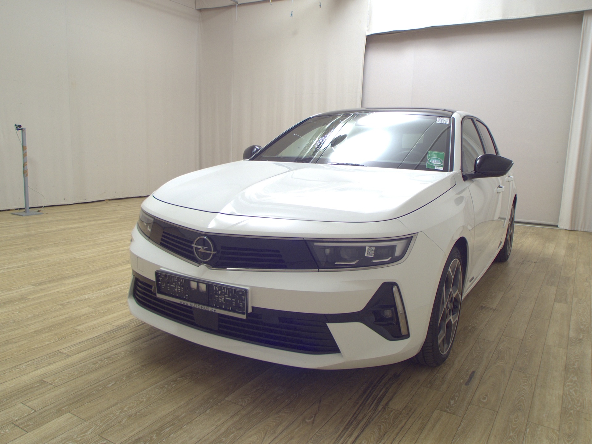 Opel Astra 1.5 D Ultimate Navi LED Pano T-Leder 360° 2