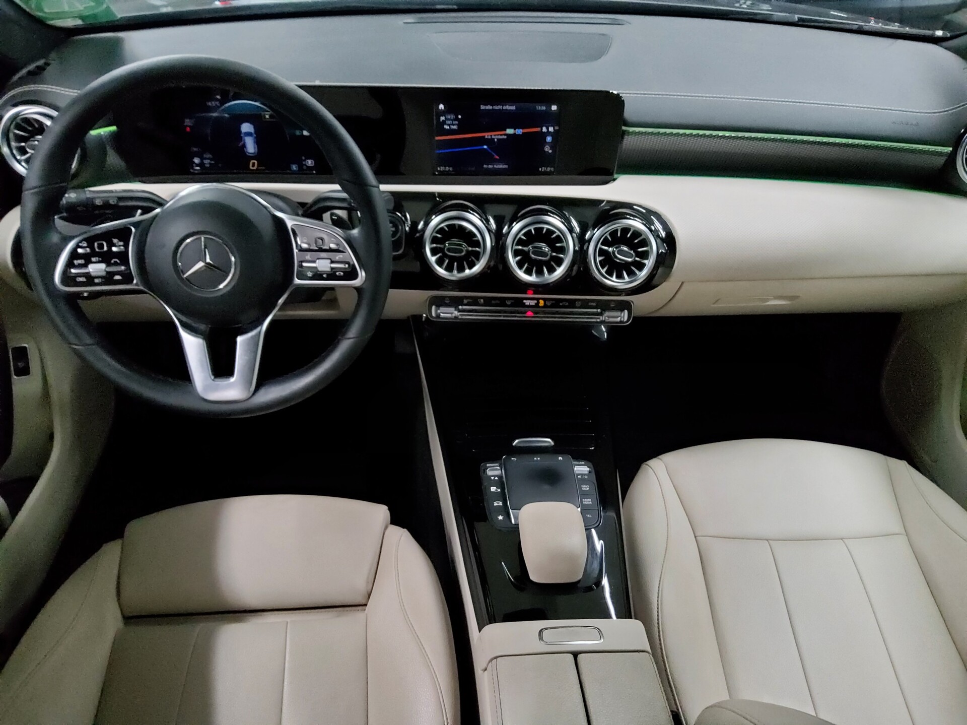 Mercedes-Benz CLA 200 SB d Progressive Navi MB-LED AHK Sound 5