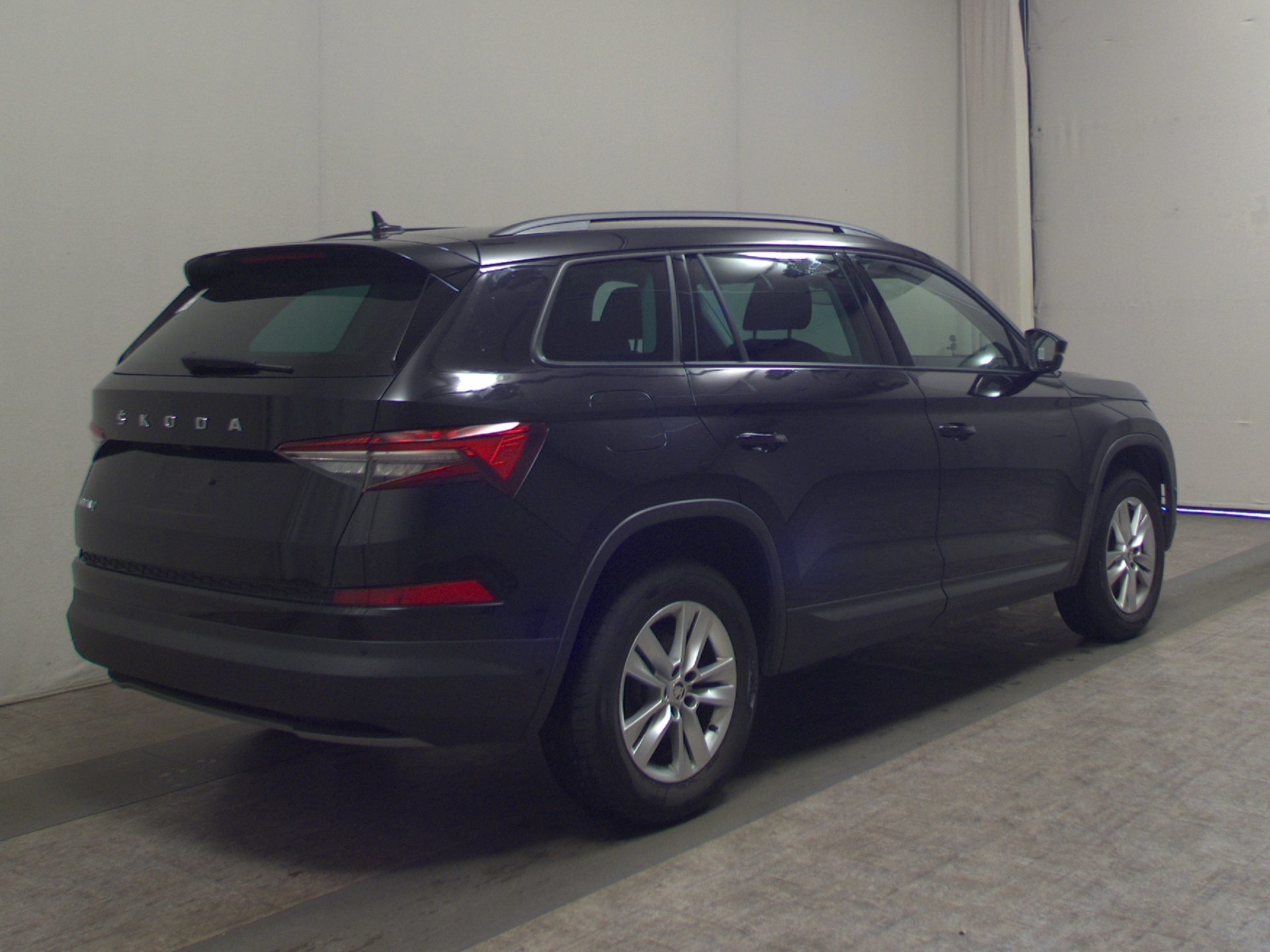 Skoda Kodiaq 2.0 TDI Ambition Navi LED virtual AHK RfK 4