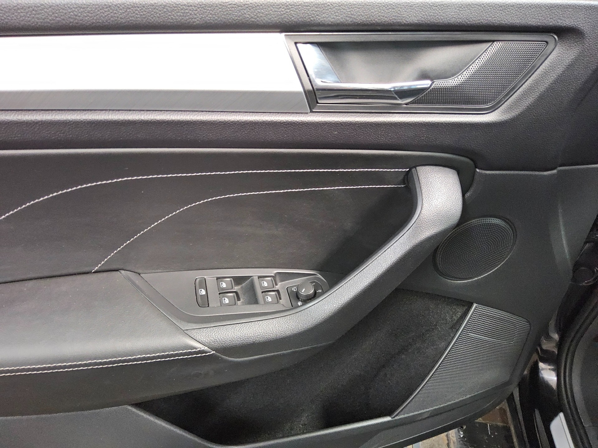Skoda Kodiaq 2.0 TDI Ambition Navi LED virtual AHK RfK 10
