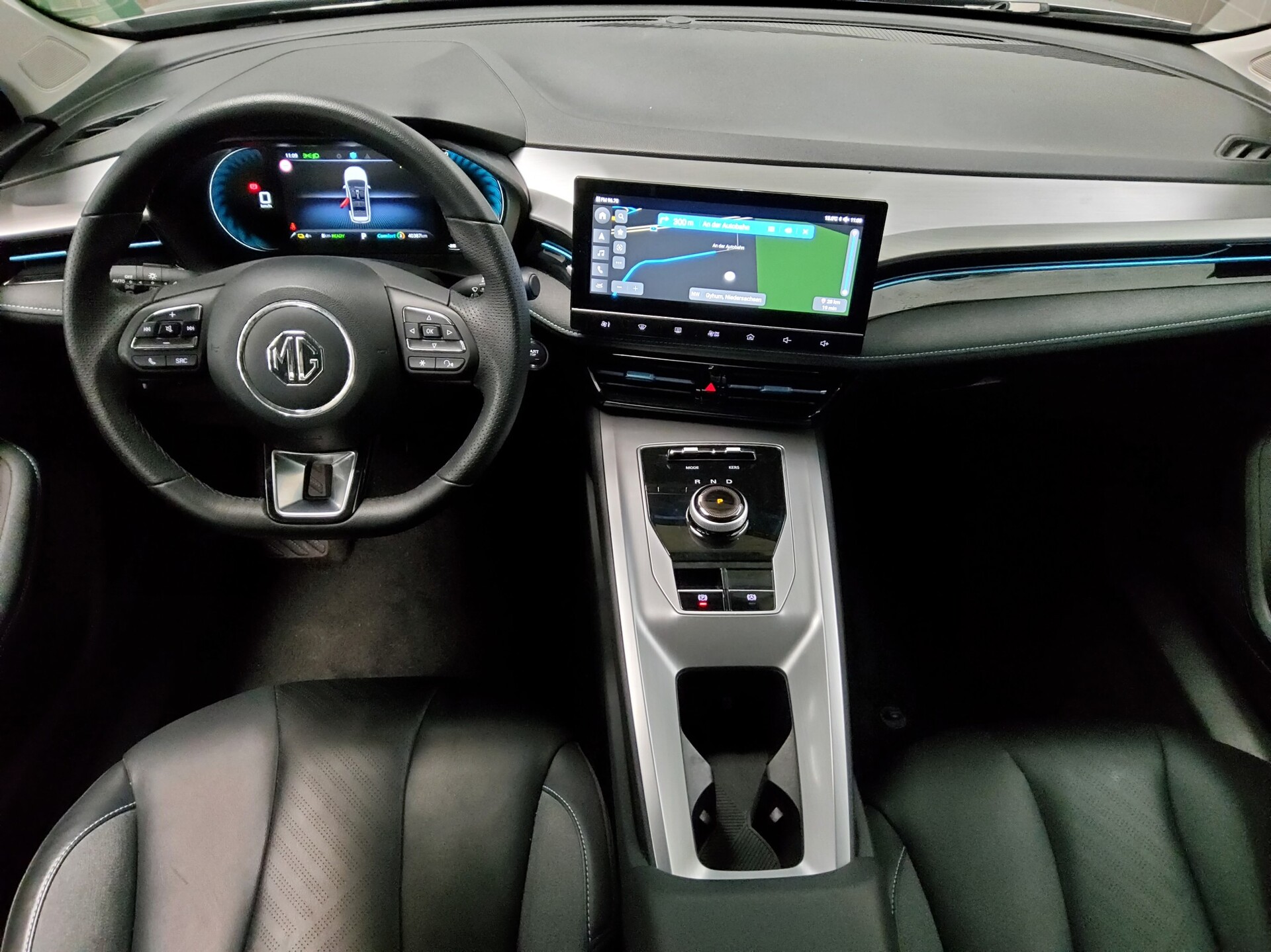 MG MG5 Comfort Navi LED Leder PDC 5