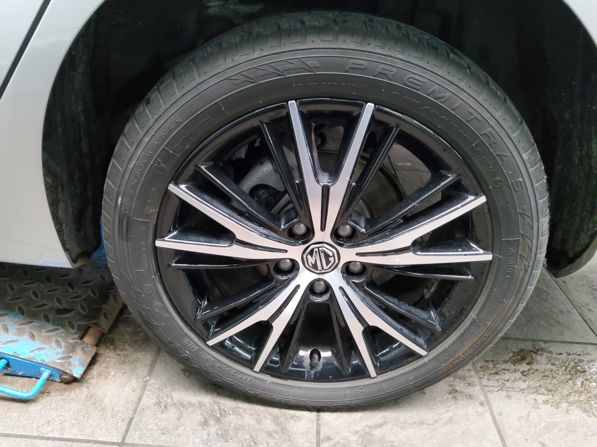 MG MG5 Comfort Navi LED Leder PDC 11