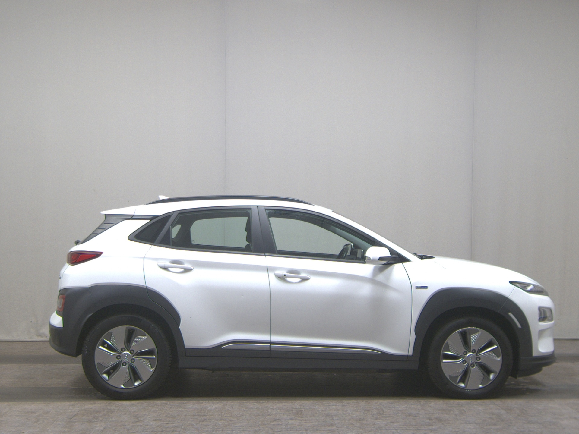 Hyundai Kona Navi LED RFK