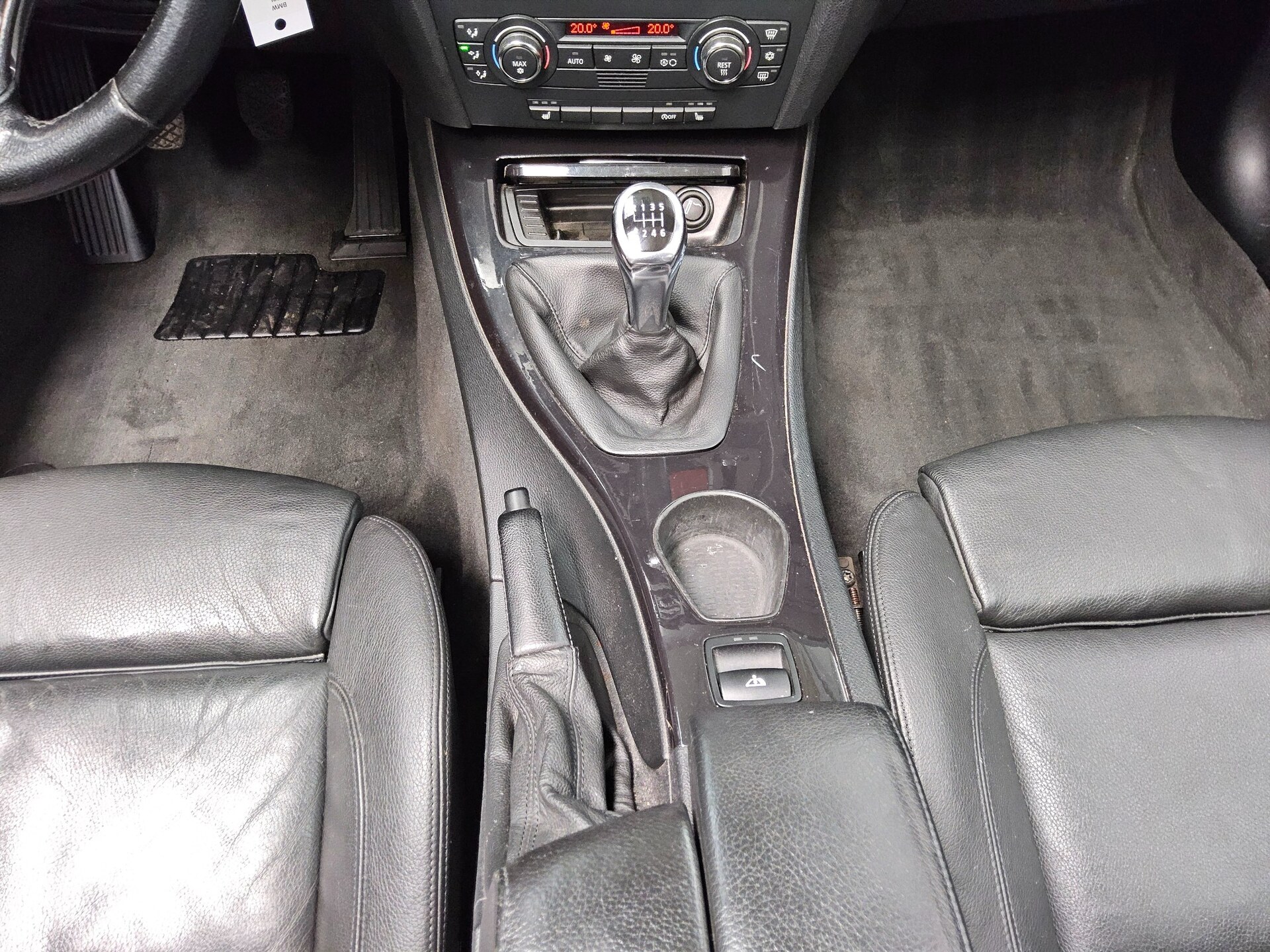 BMW 320i Cabrio Leder Xenon HiFi Komfortzugang 6