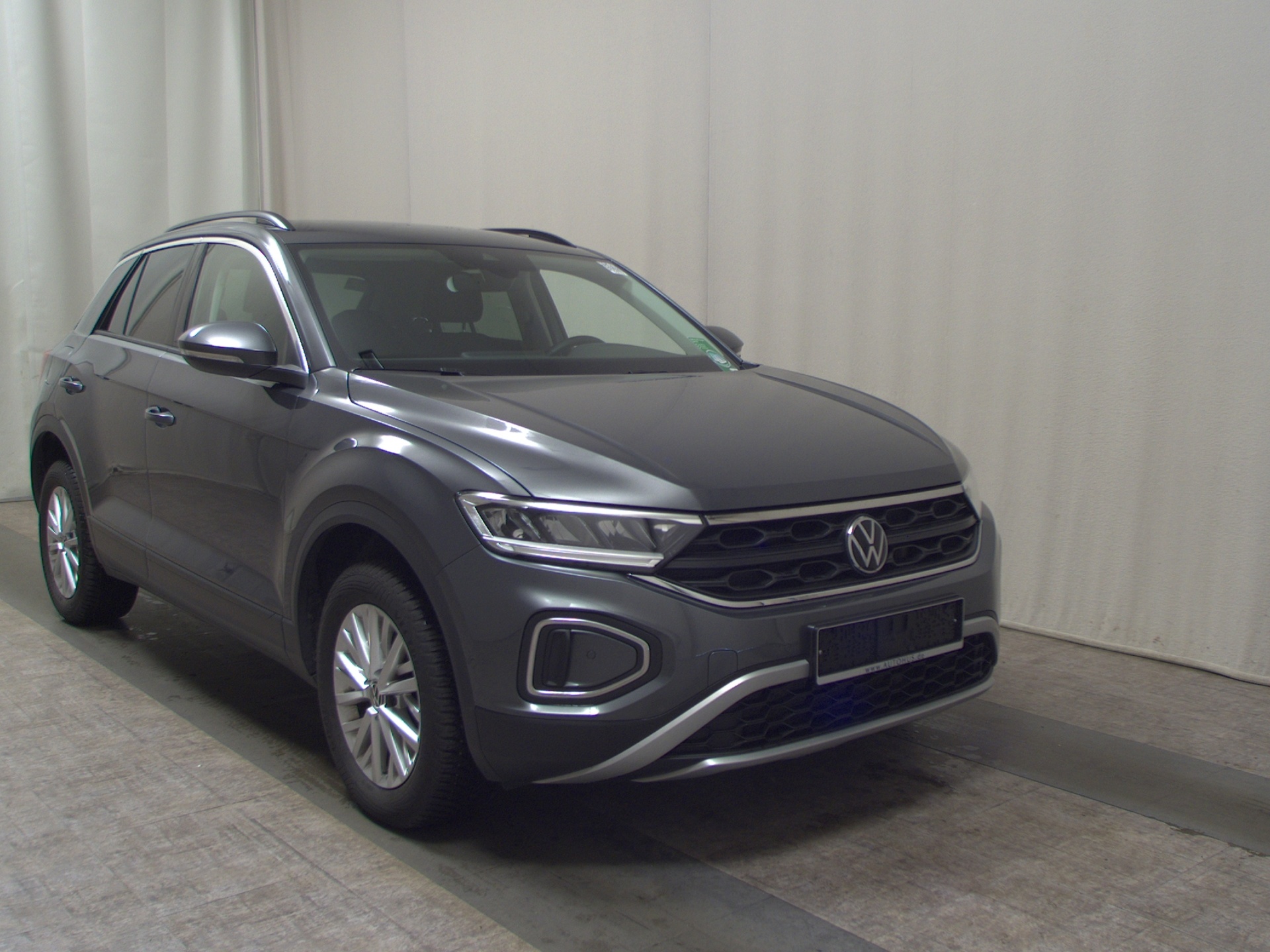 Volkswagen T-Roc 1.0 TSI Life LED DC PDC SHZ DAB+ 3