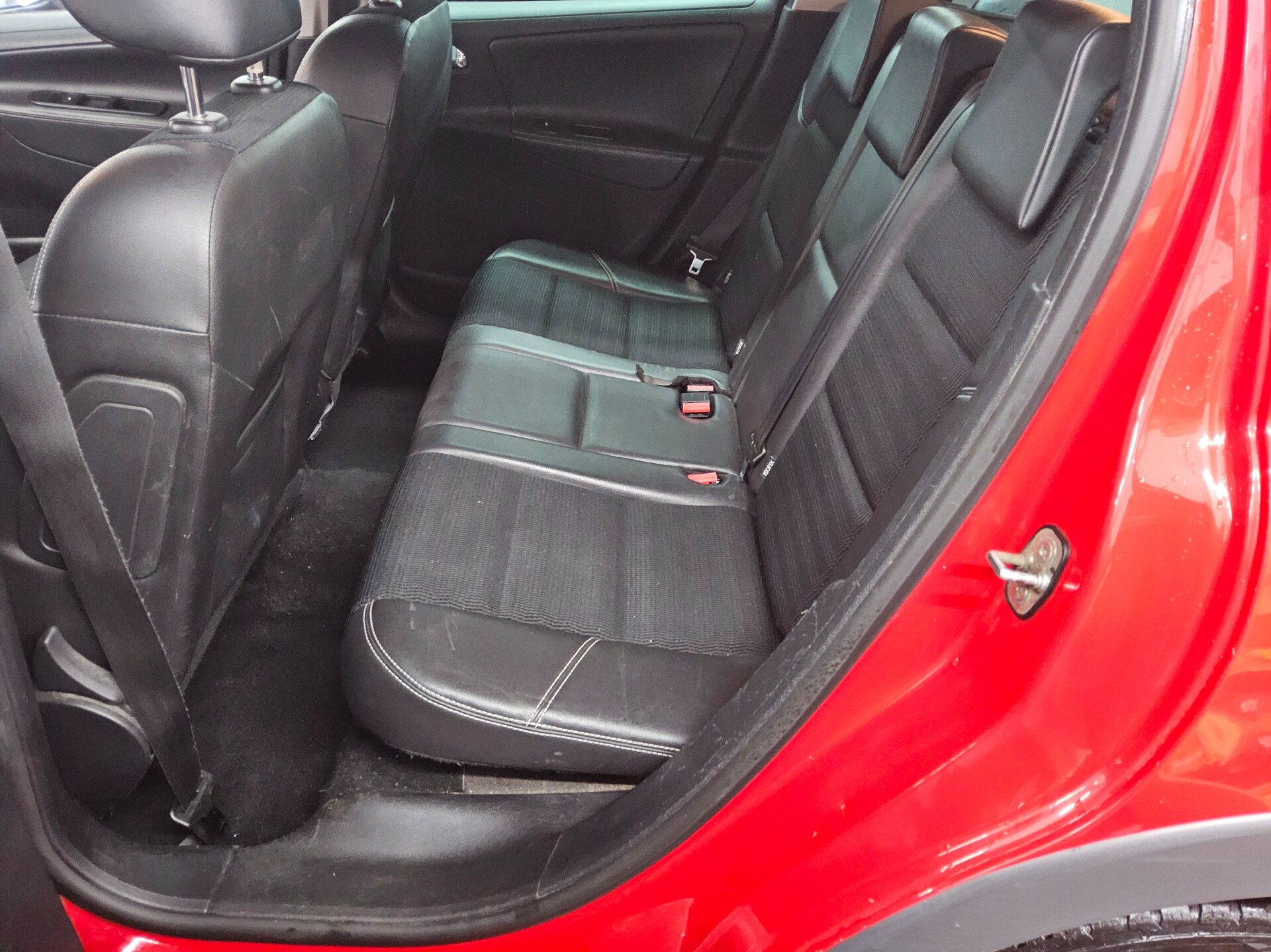 Peugeot 207 1.6 HDi FAP T-Leder Sound Pano Shz Tempomat 13