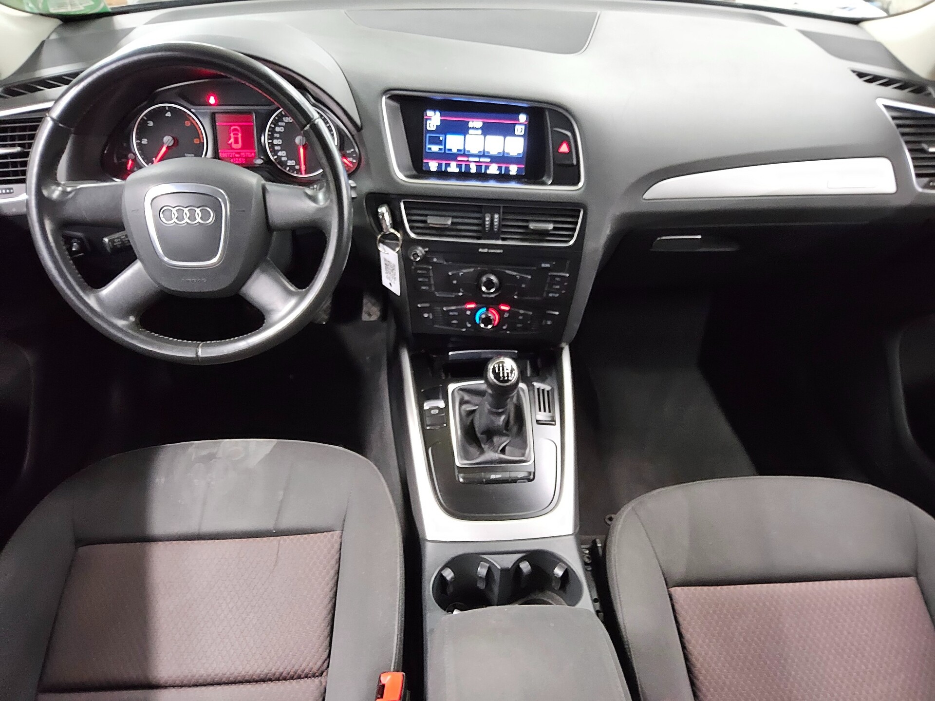 Audi Q5 2.0 TDI Qu. AHK Xenon Shz PDC Tempomat 5