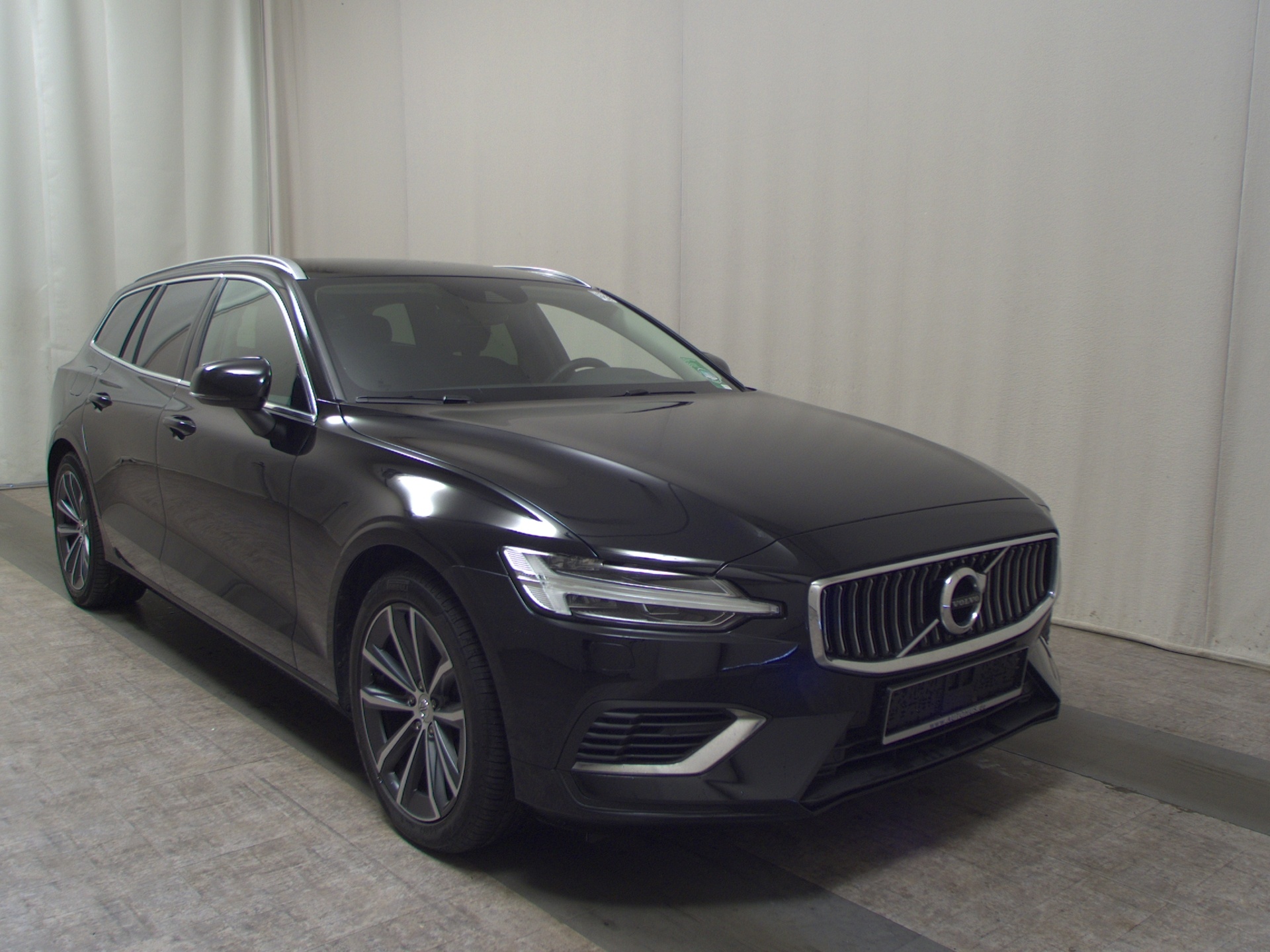 Volvo V60 T6 AWD Inscription Navi LED ACC Kamera 3
