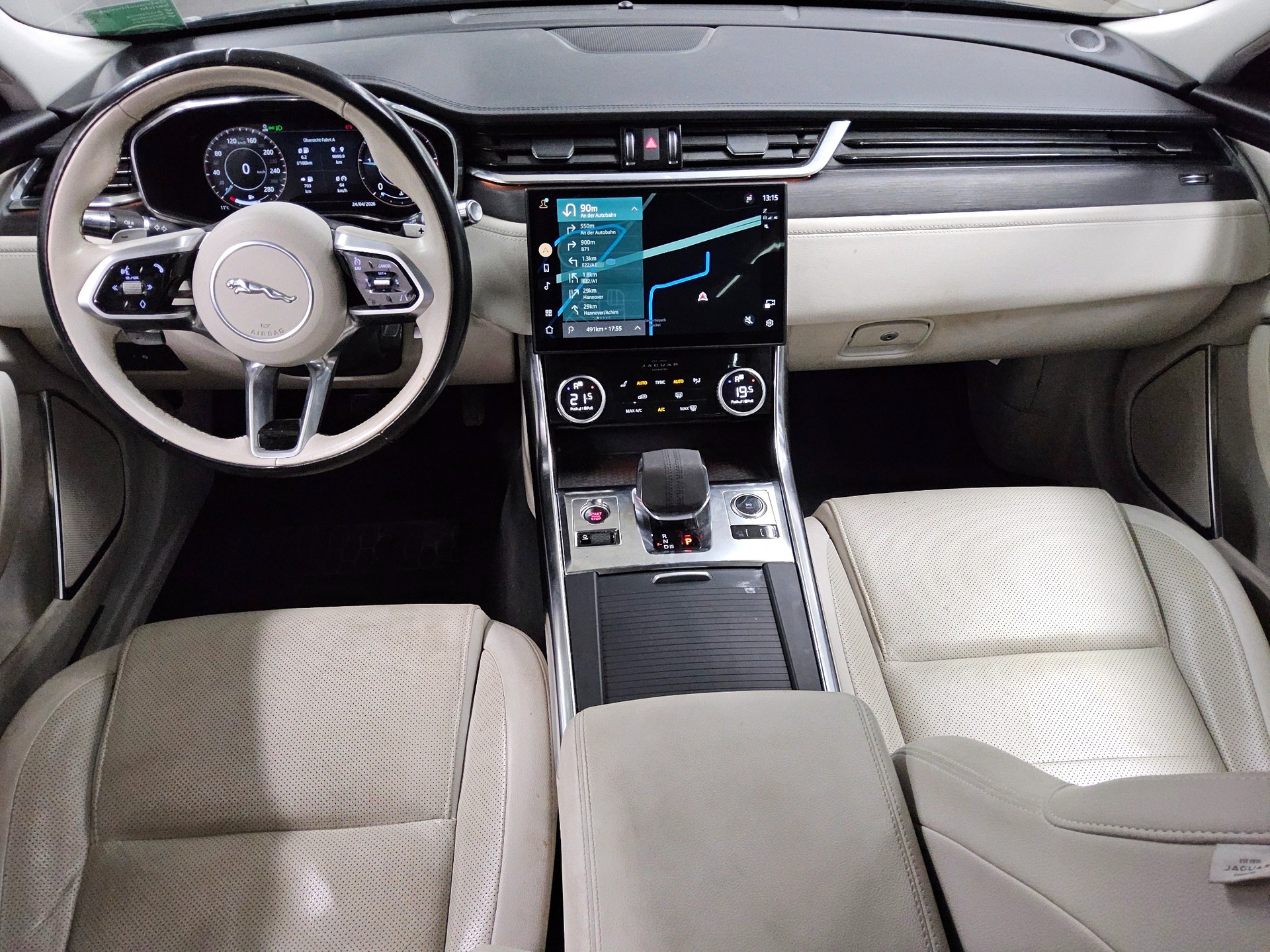 Jaguar XF D200 S Sportbrake Leder Navi LED Pano DC 5