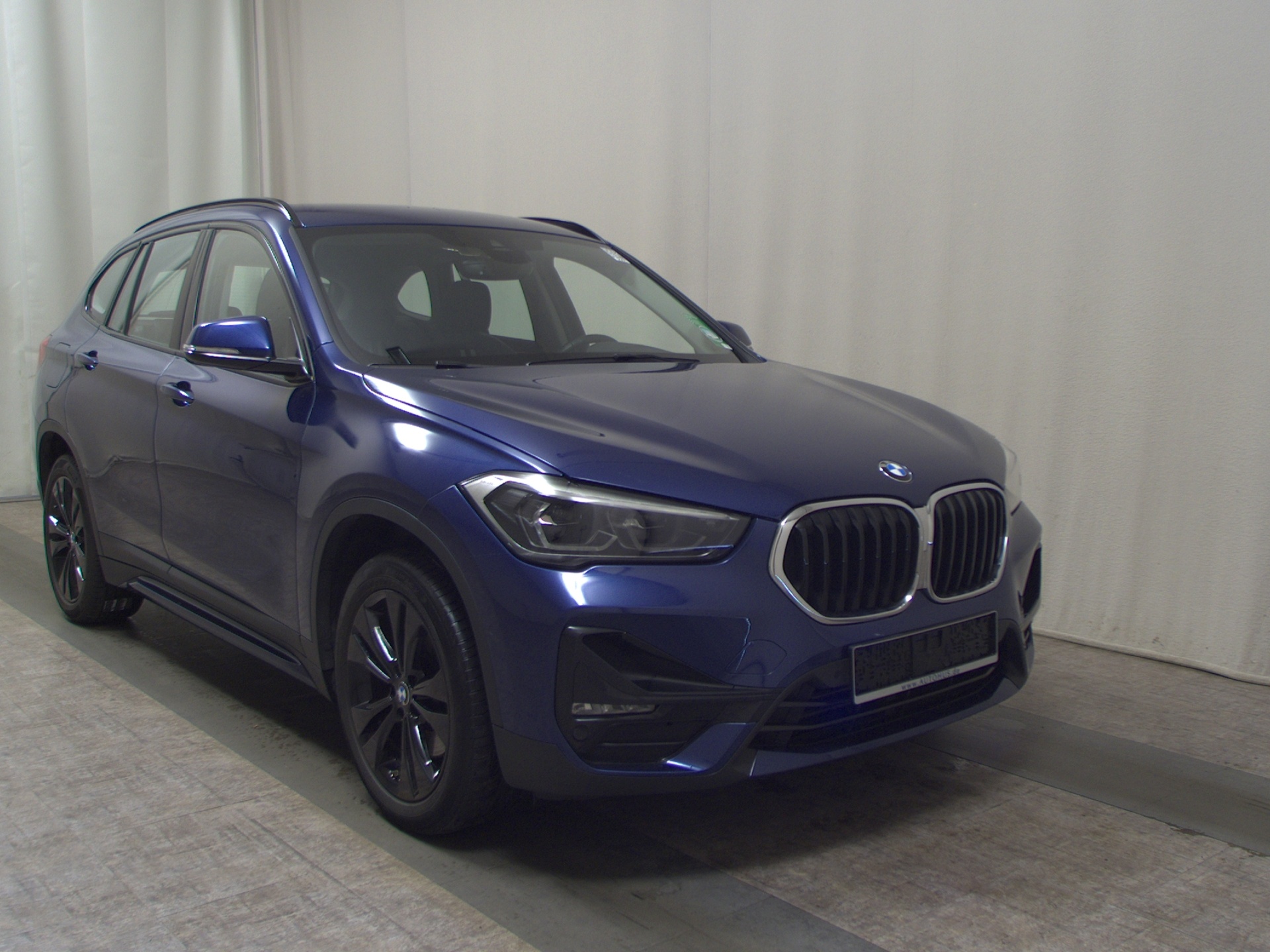 BMW X1 xDrive25d Sport-Line T-Leder Navi LED RFK AHK 3