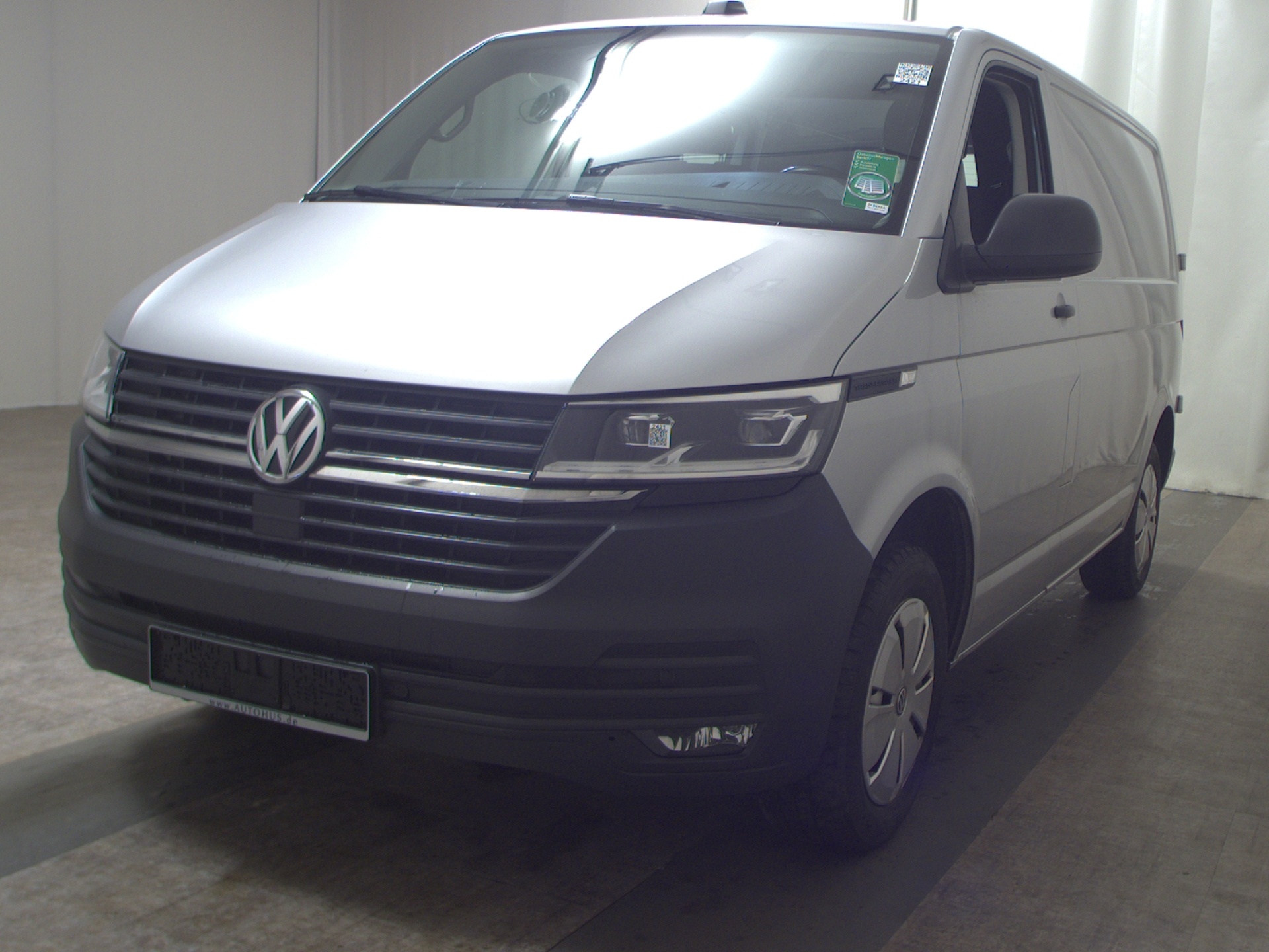 Volkswagen T6.1 Transporter 2.0 TDI L1H1 Navi LED PDC SHZ 2