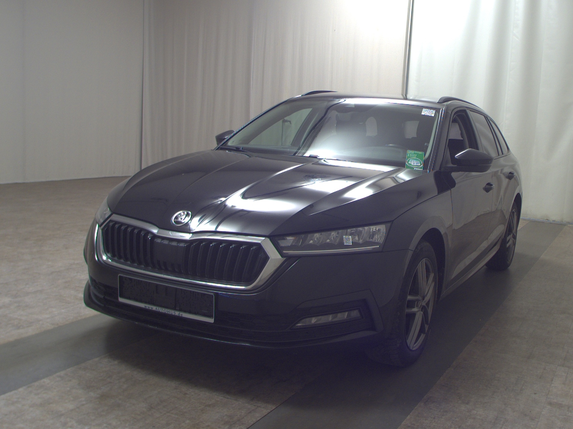 Skoda Octavia Kombi 2.0 TDI Ambition Tempomat LED AHK 2