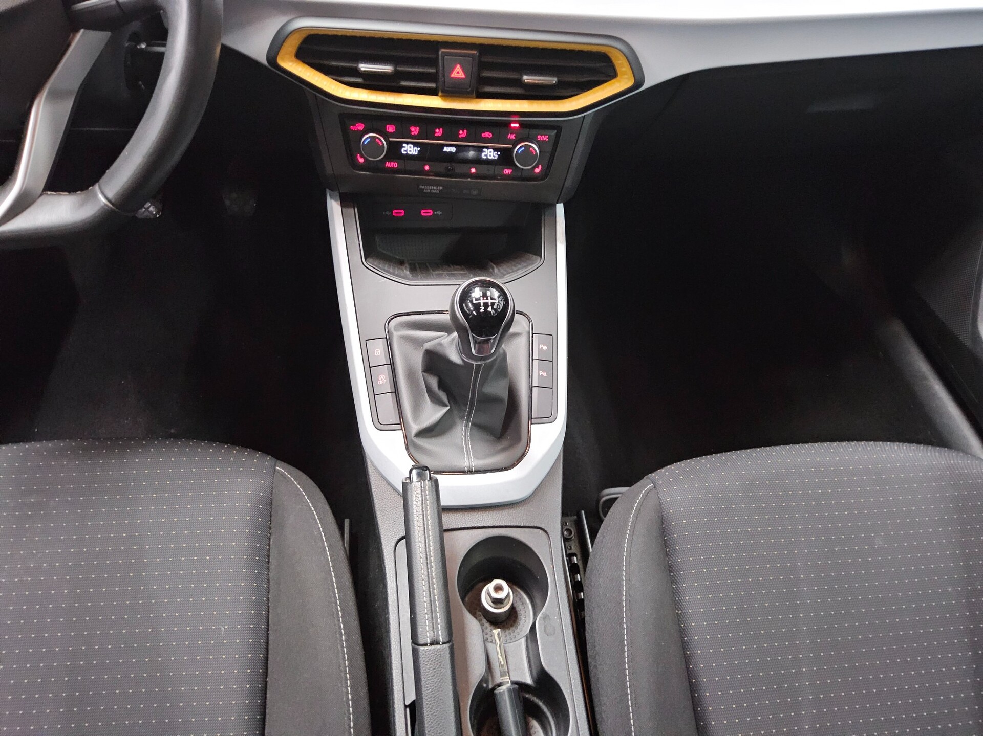 Seat Arona 1.0 TSI Style Navi LED Shz PDC 6