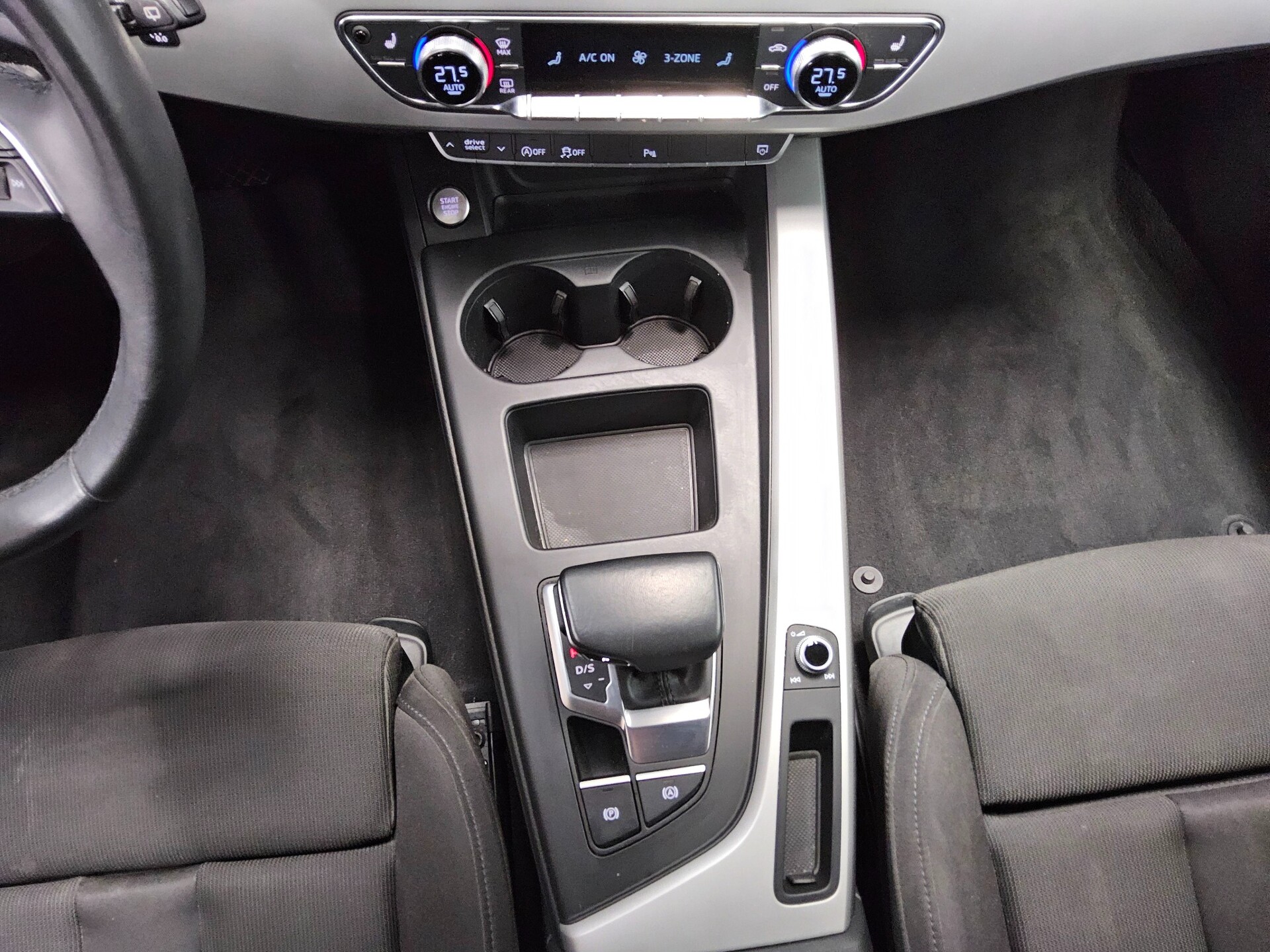 Audi A4 Avant 40 TDI advanced Navi LED RfK AHK ACC 6