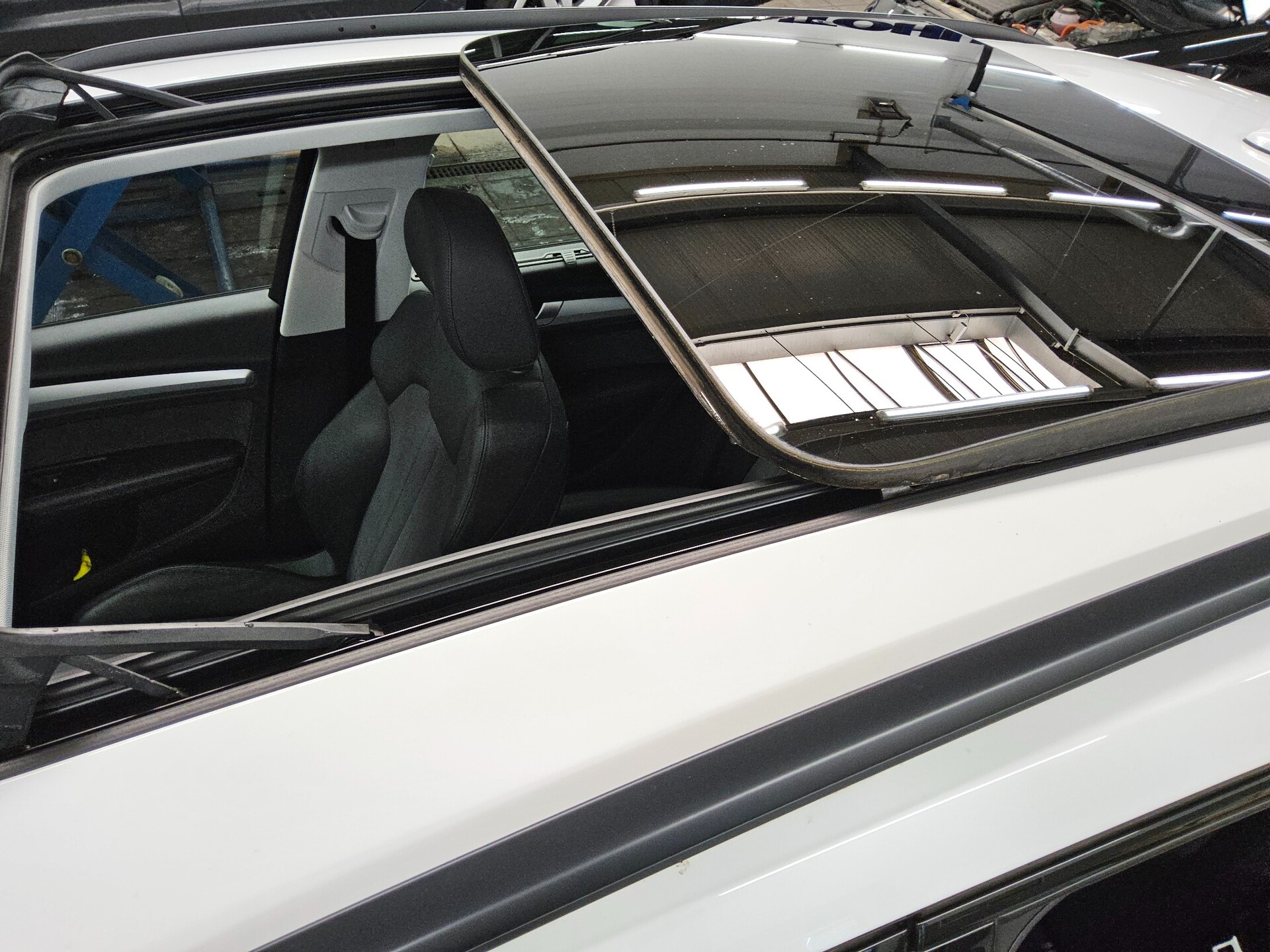 Audi Q5 35 TDI advanced T-Leder Navi vc Pano LED AHK 13