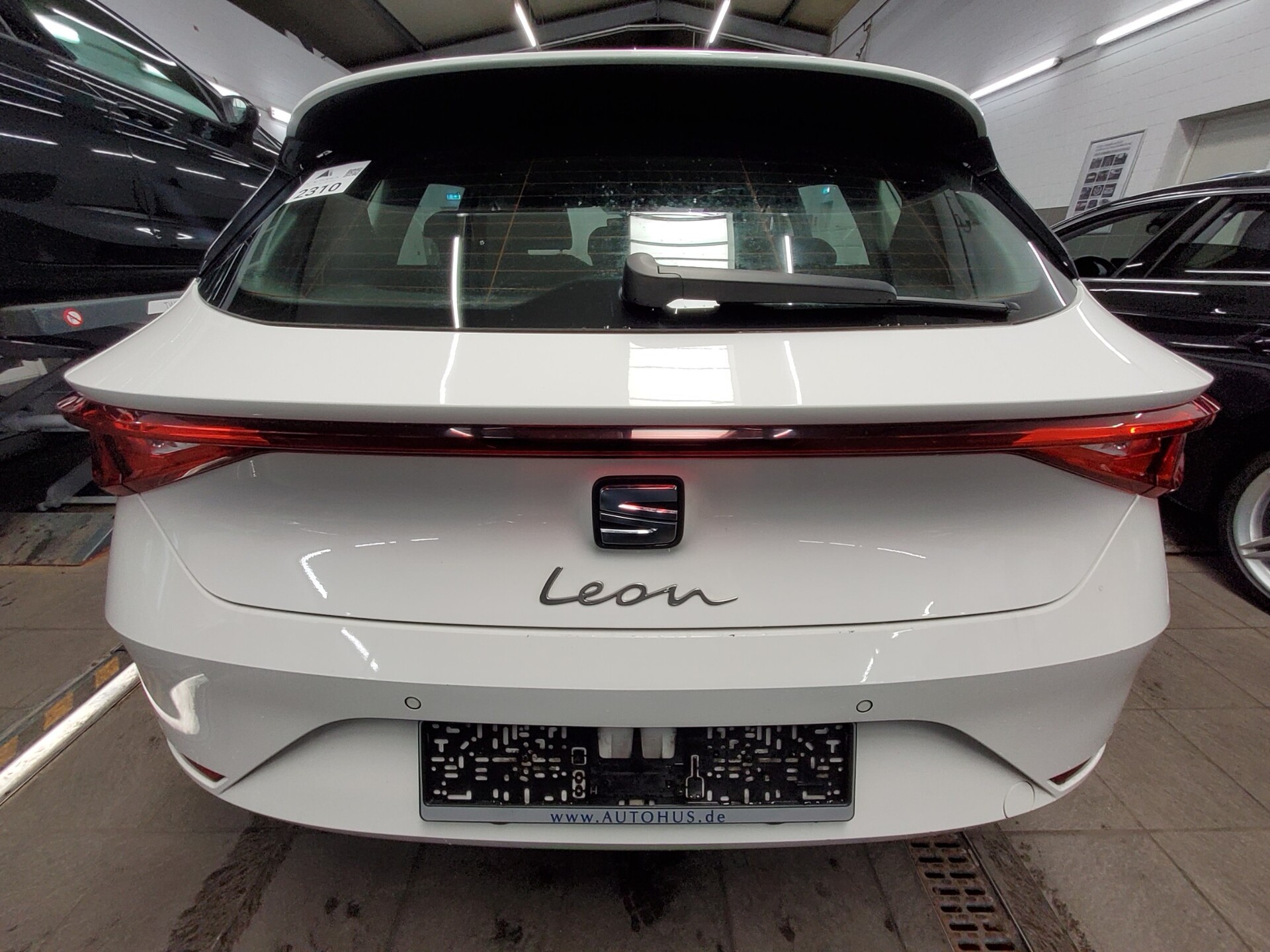 Seat Leon 2.0 TDI Reference LED PDC Tempomat Klima 10