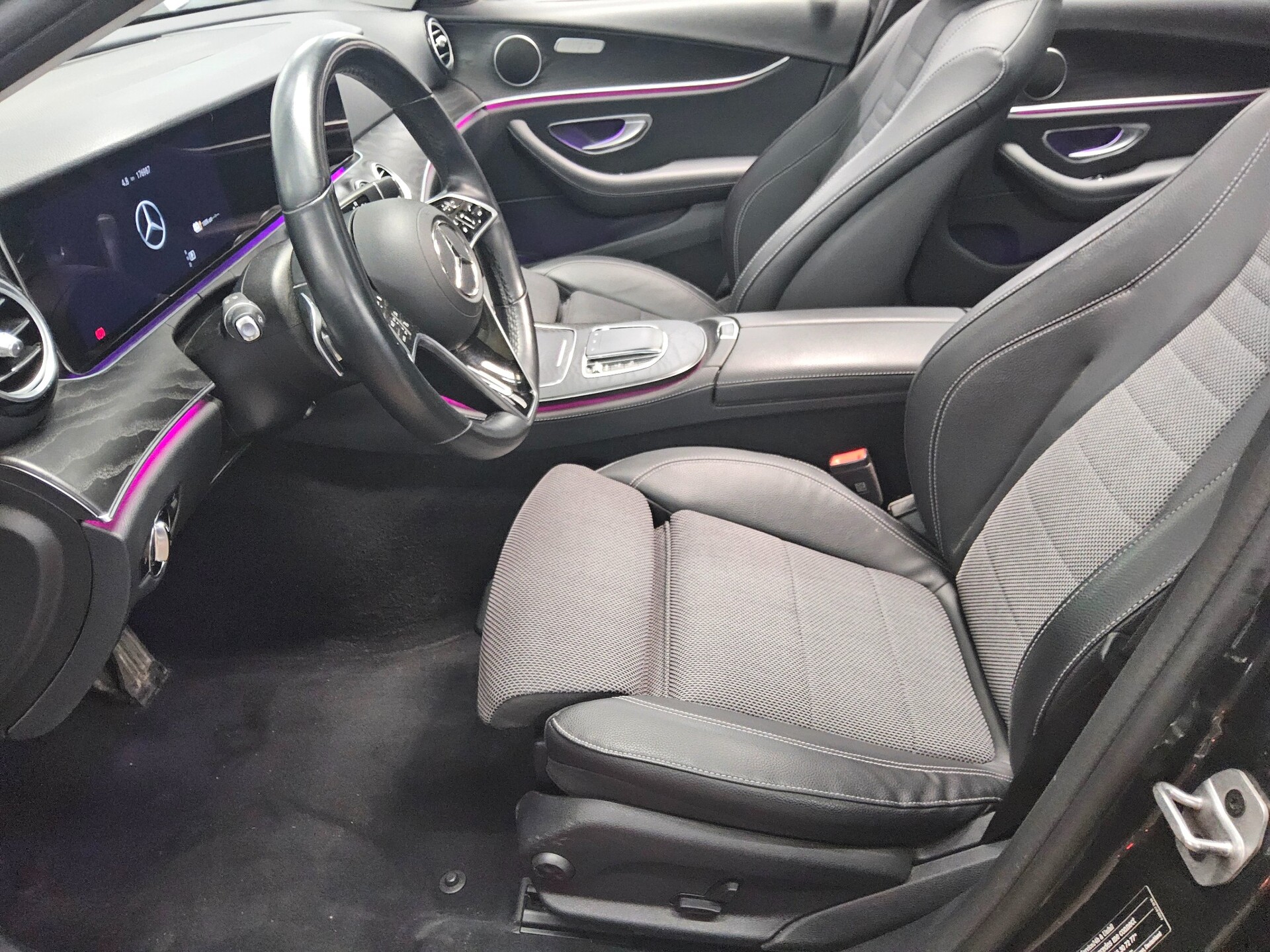 Mercedes-Benz E 300 T de 4M AMG-Line Night Nav Pano Wides. AHK 9