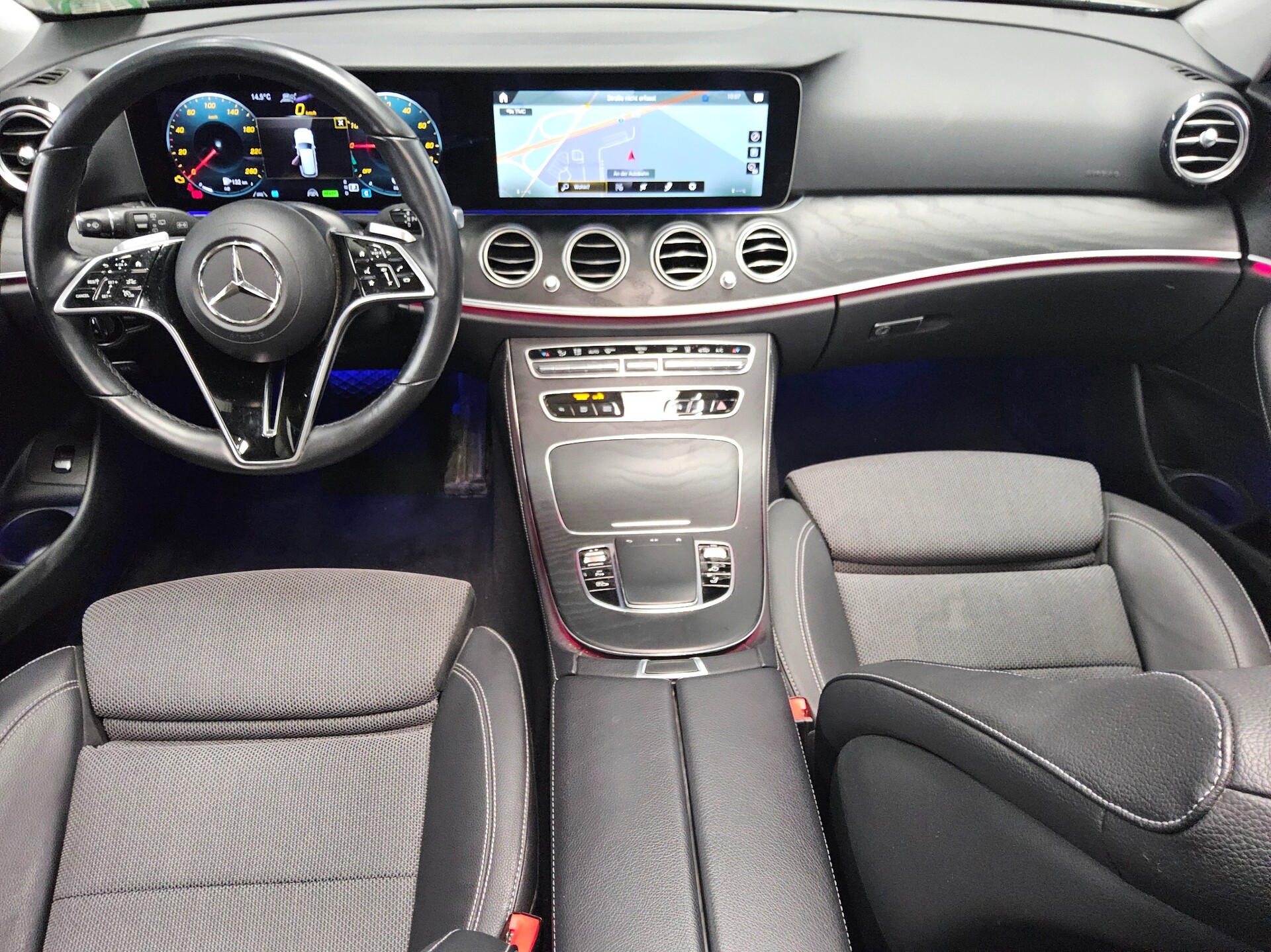 Mercedes-Benz E 300 T de 4M AMG-Line Night Nav Pano Wides. AHK 5