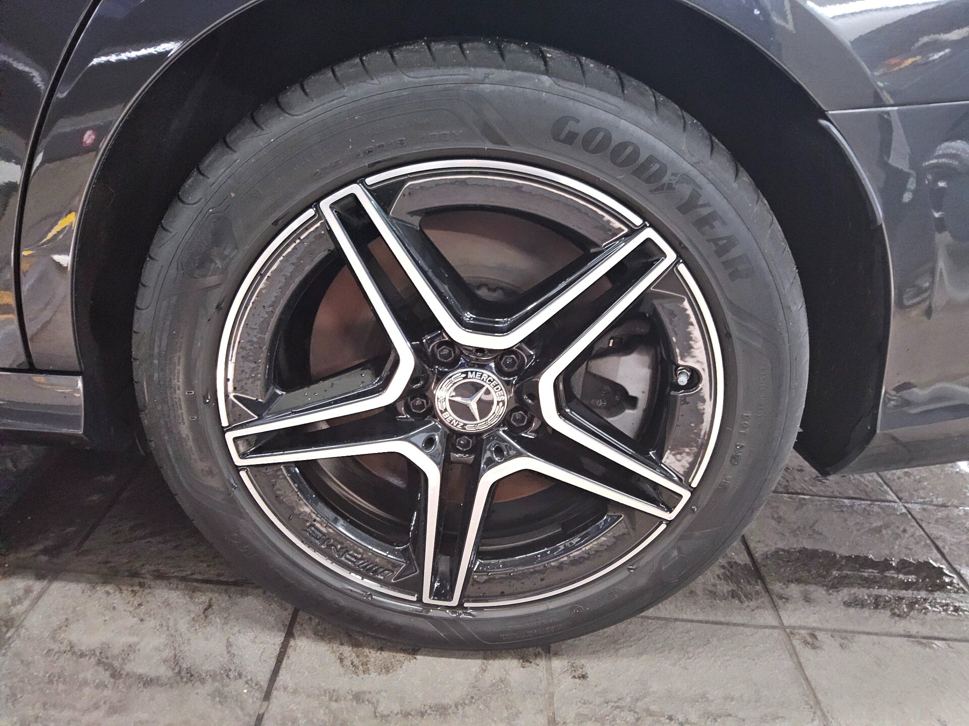 Mercedes-Benz E 300 T de 4M AMG-Line Night Nav Pano Wides. AHK 12