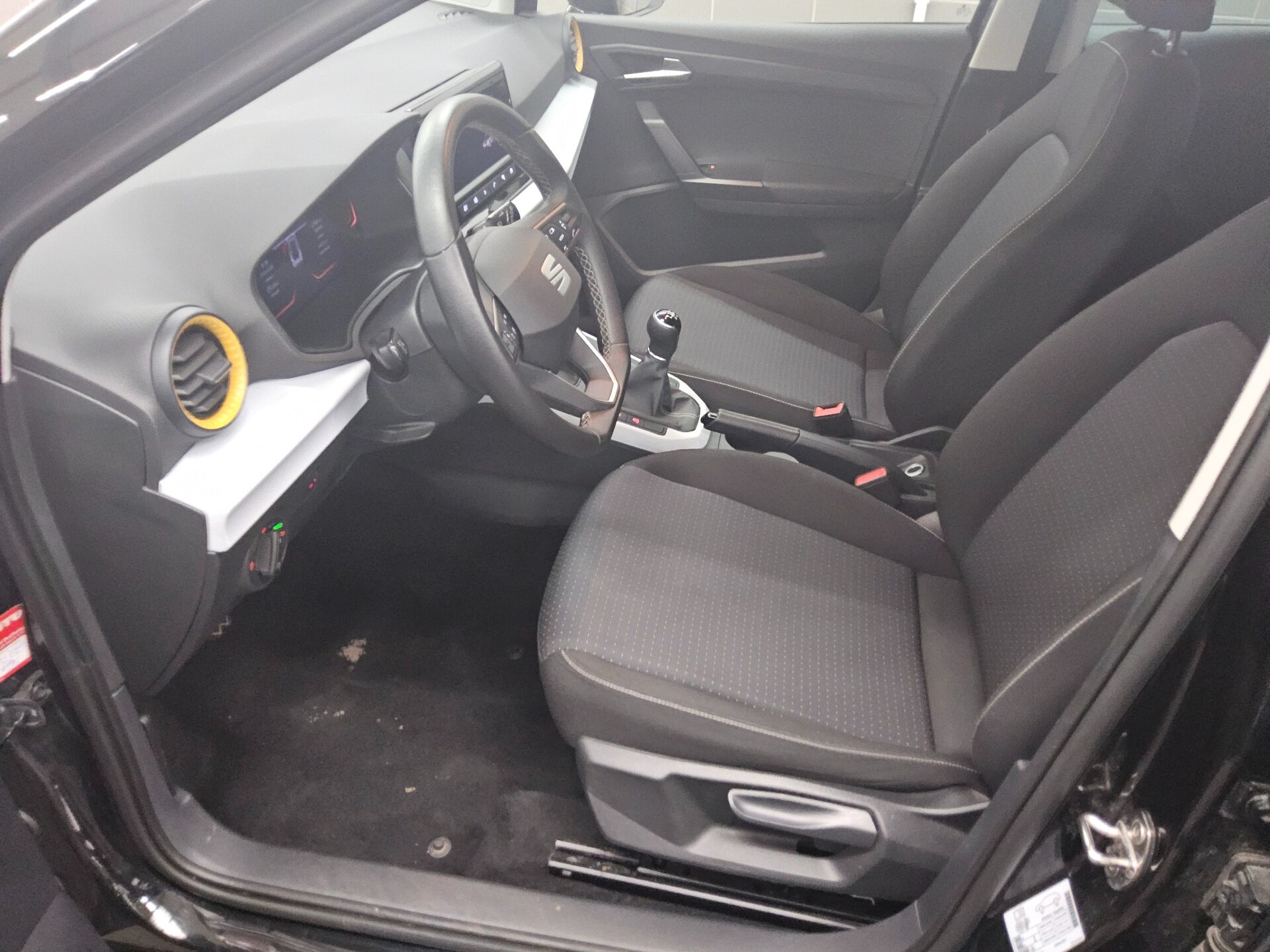 Seat Arona 1.0 TSI Style LED virtual PDC SHZ 9