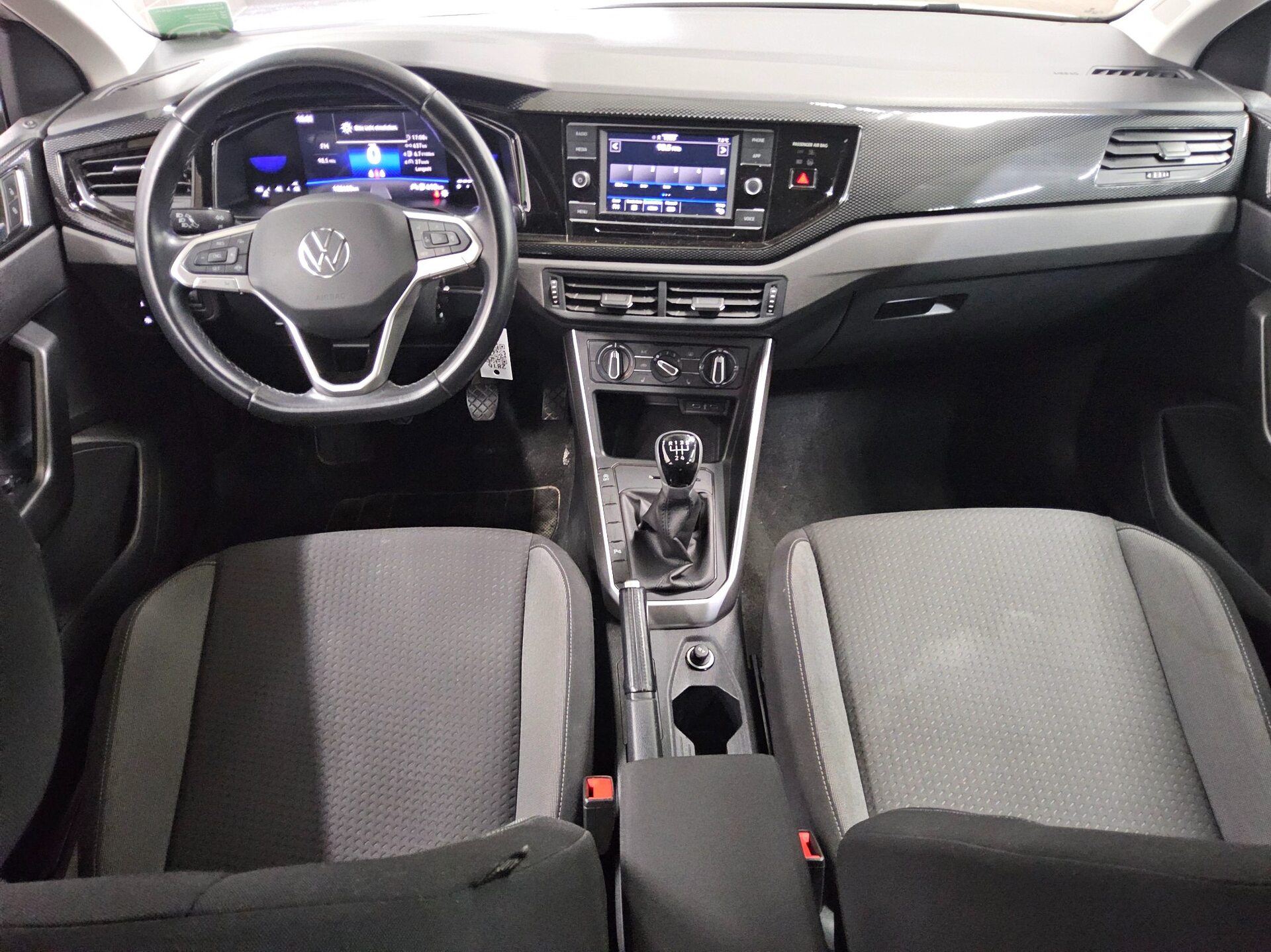 Volkswagen Polo 1.0 TSI Life LED DC Shz PDC DAB Klima 5