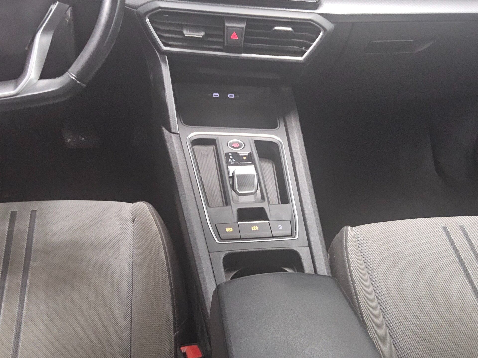 Seat Leon Sportstourer 2.0 TDI Style Navi LED vc RfK 6